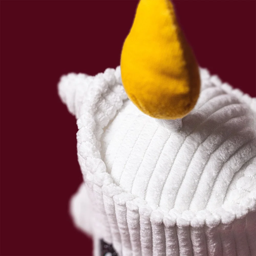 Amuseables Flickerty Candle by Jellycat, Detail View.