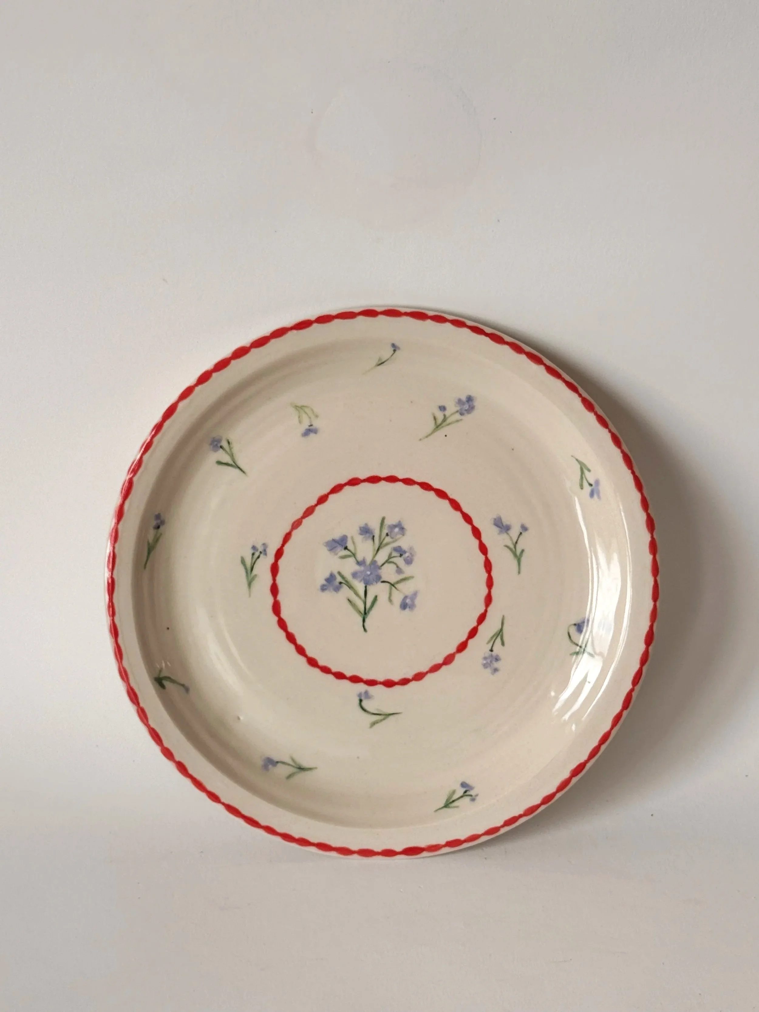 petit trianon dinner plate / porcelain, underglaze, glaze / 10" W x 10" L 