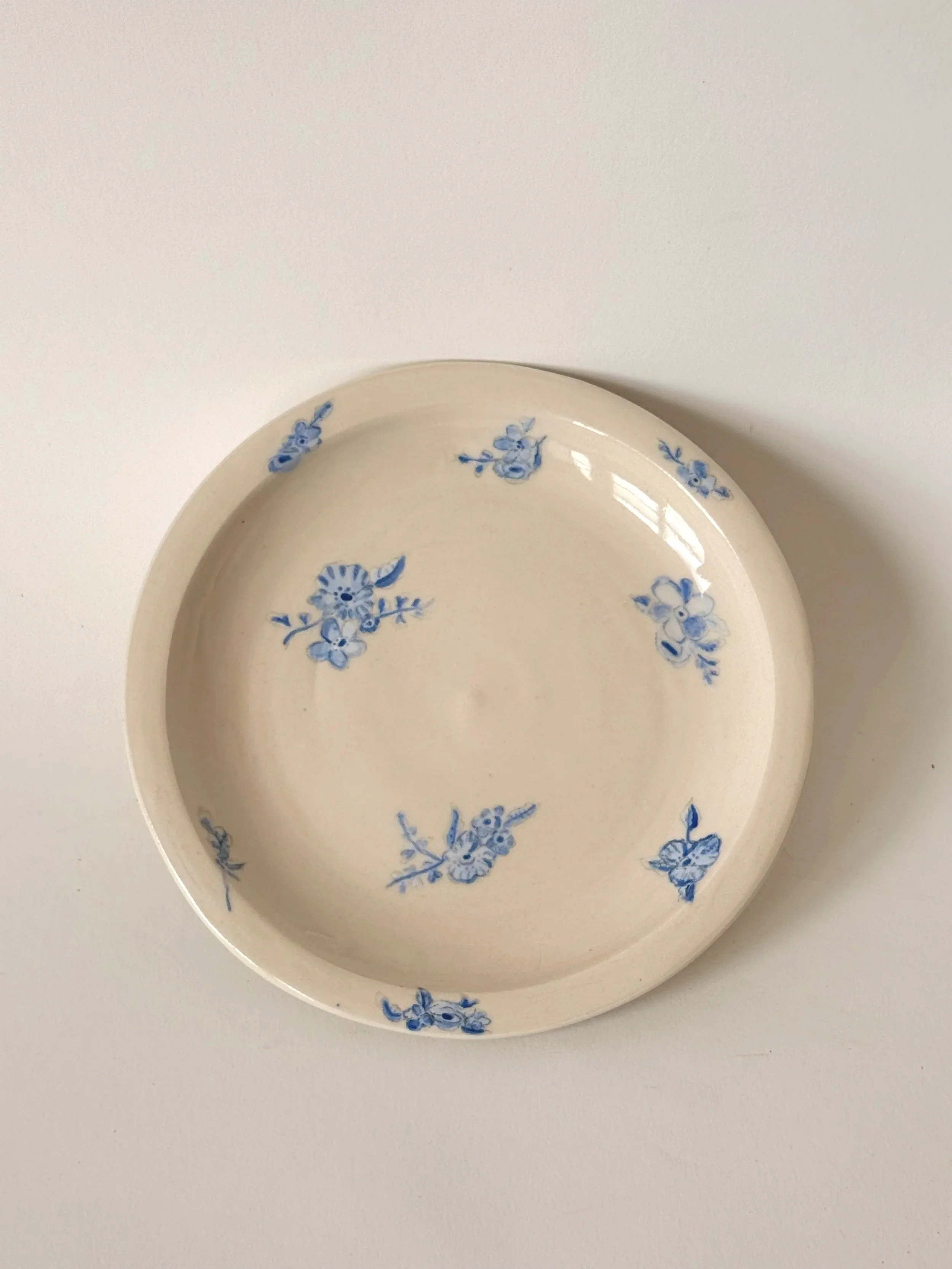 bleuets salad plate / porcelain, underglaze & glaze / 8" W X 8" W