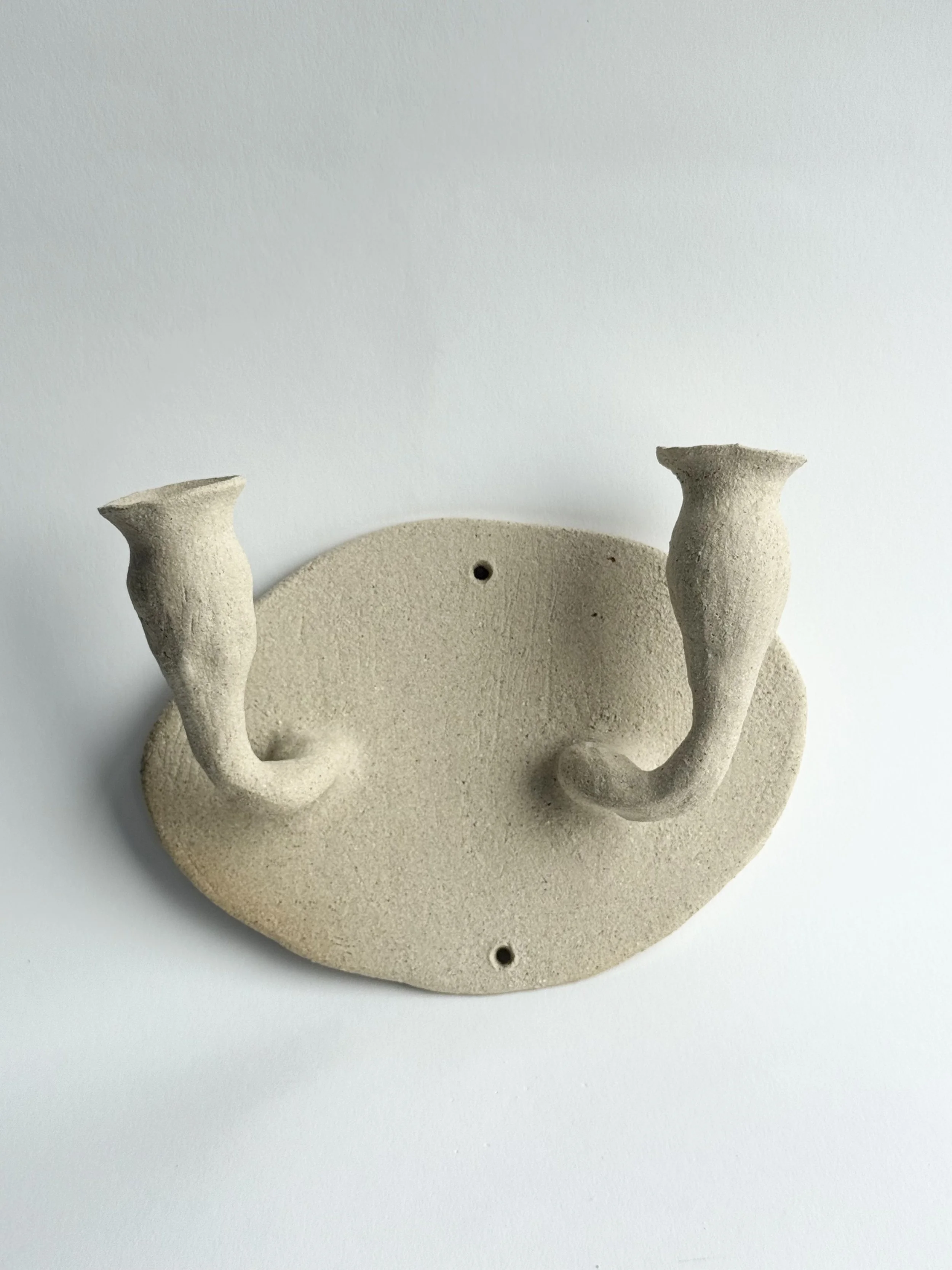 wall sconce / stoneware / 7" W x 5" T