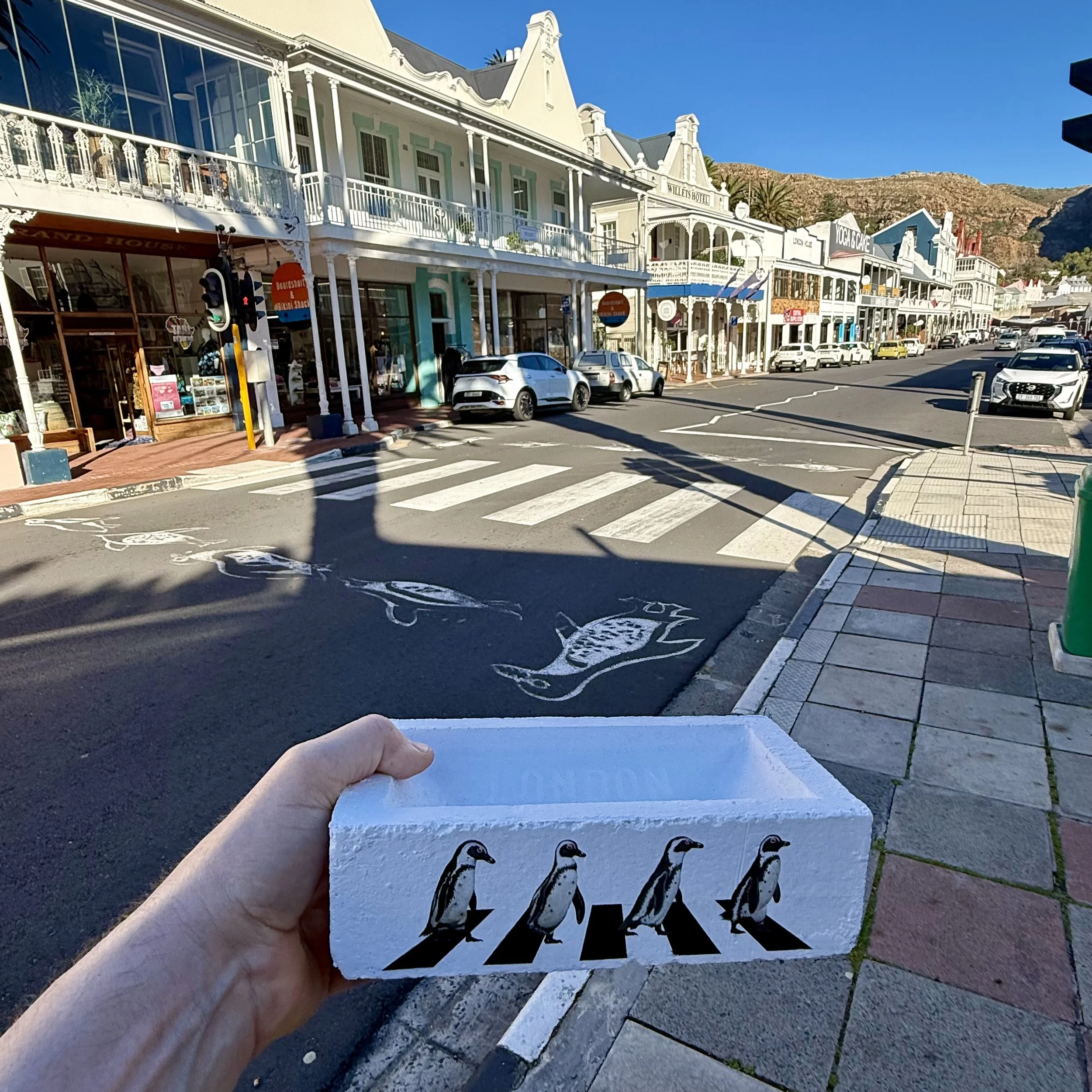 URBAN PENGUINS SHOW - "Abbey Road Brick - African Penguins" 2026