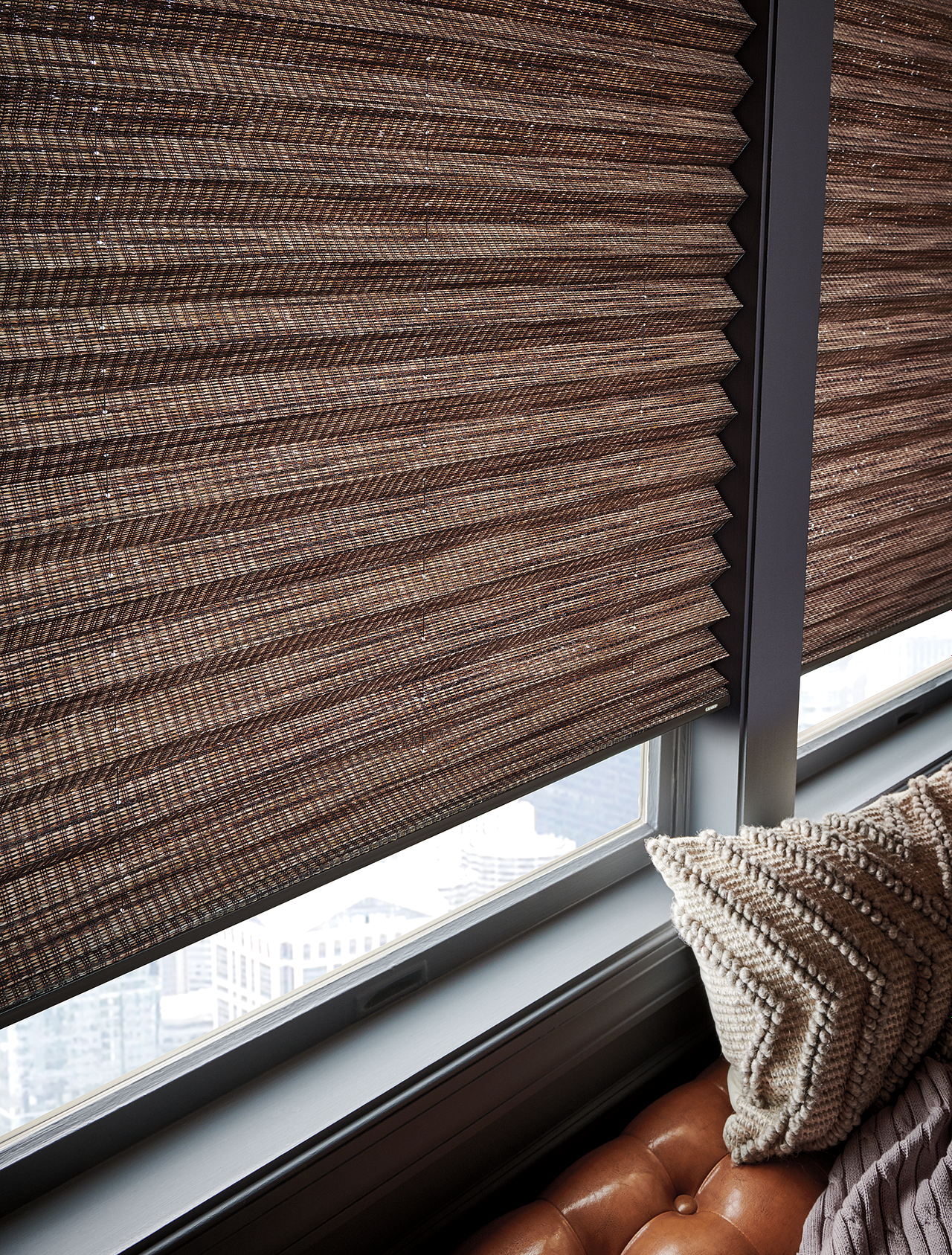 graber-2350-pleated-shades-cu18-v2.png