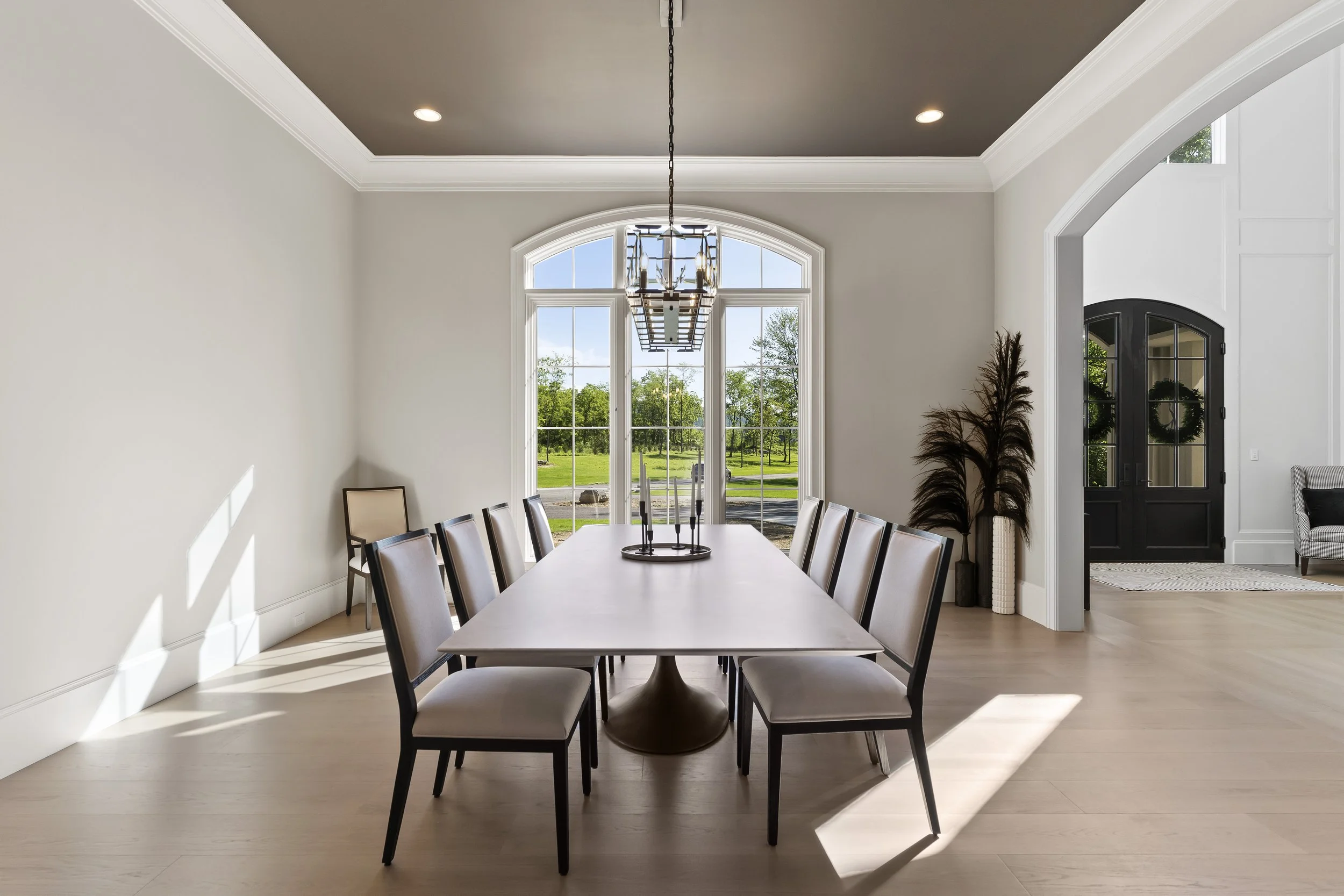 dining foyer (1).jpg