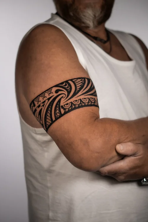 Freehand Polynesian arm band tattoo by Mateusz at Skinzophrenic Tattoos Hereford
