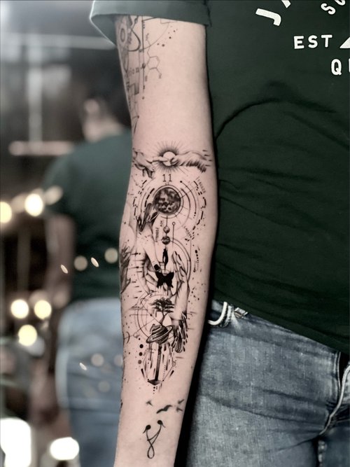 Geometric tattoo by Ricardo