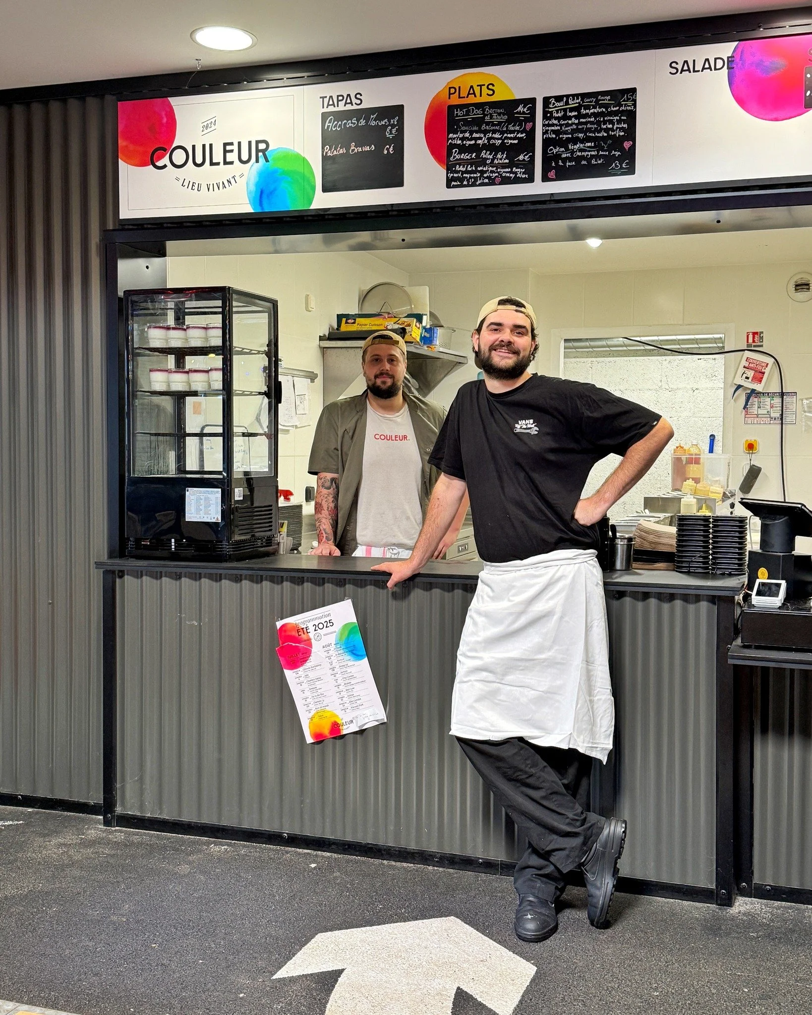 😢 Derni&egrave;re semaine de Couleur... Alors, venez vite profiter de leurs plats...

📍Vous ne voulez pas les quitter comme &ccedil;a ? Retrouvez-les dans leur restaurant &agrave; Plaine-Haute.

Et vous, qu'avez-vous pr&eacute;f&eacute;r&eacute; ?
