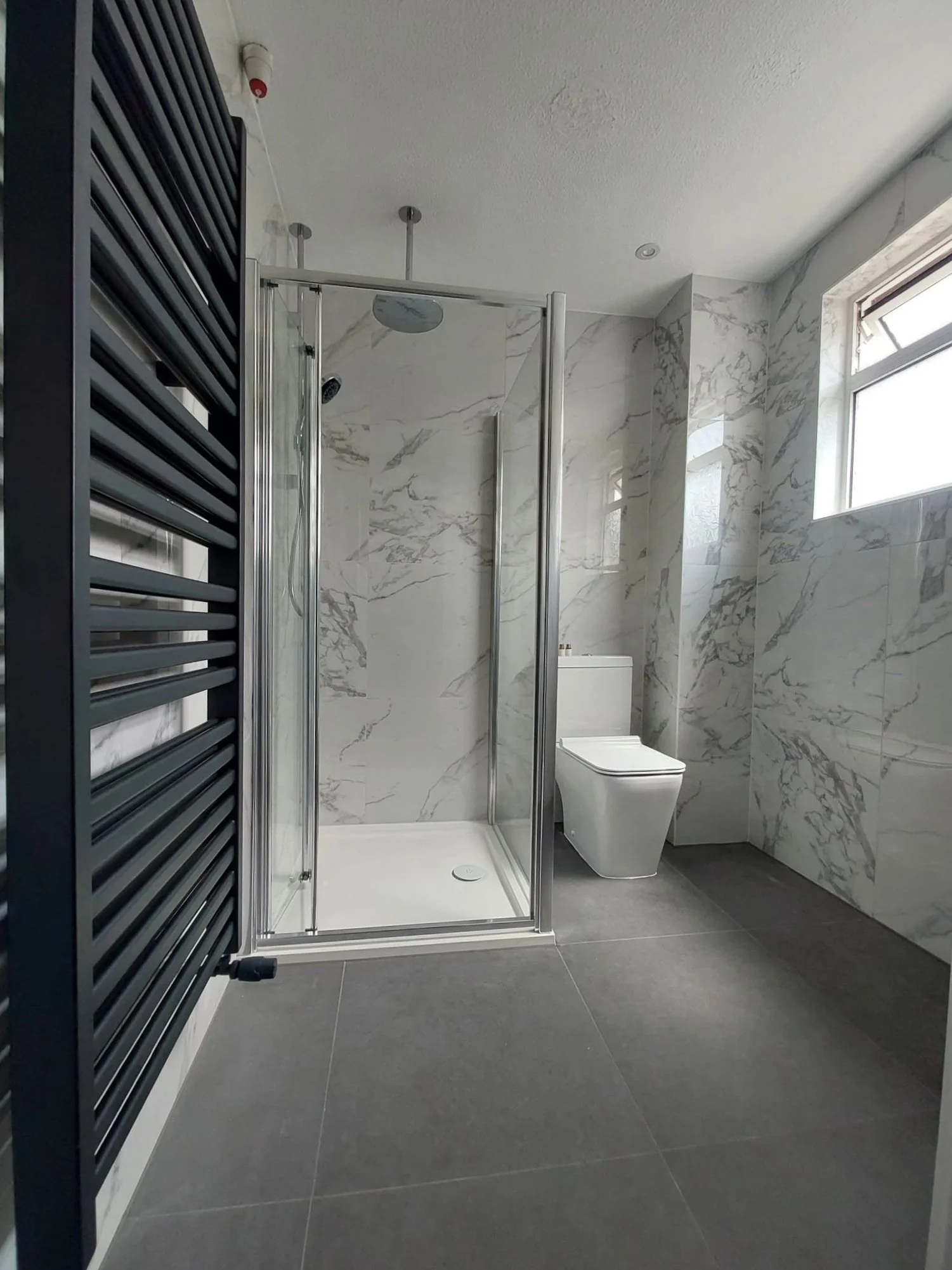Tiled bathroom construction