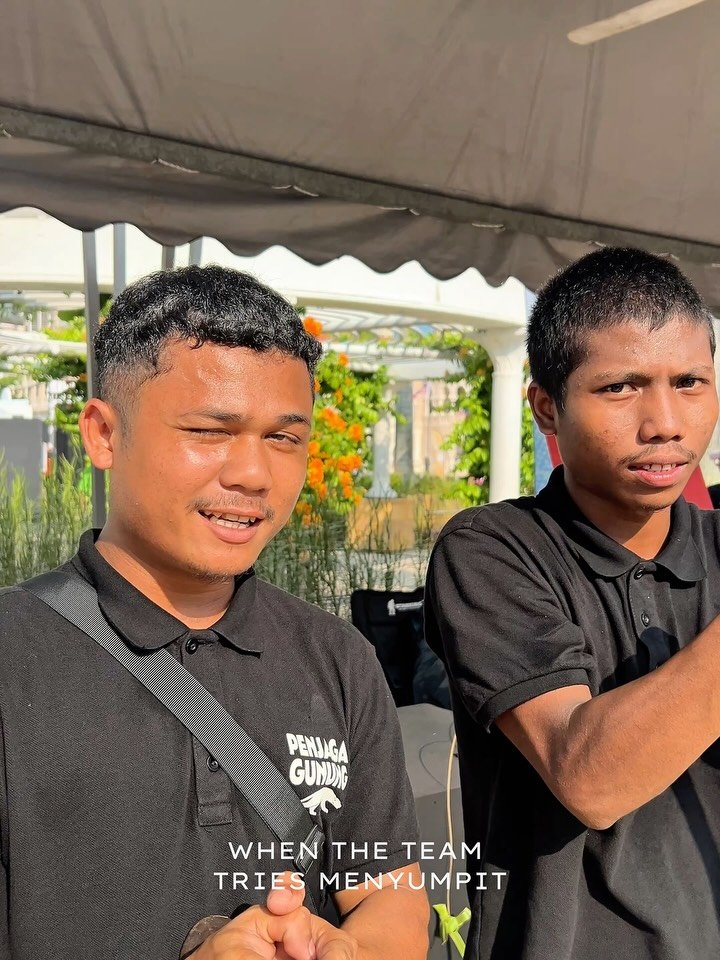 Team Penjaga Gunung pula try menyumpit! ☀️