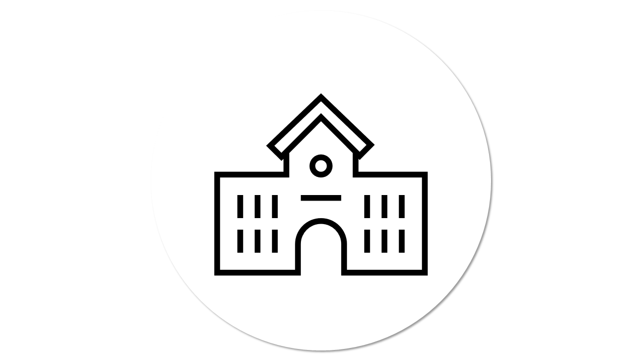 Line drawing of a school building with a central entrance and a peaked roof.