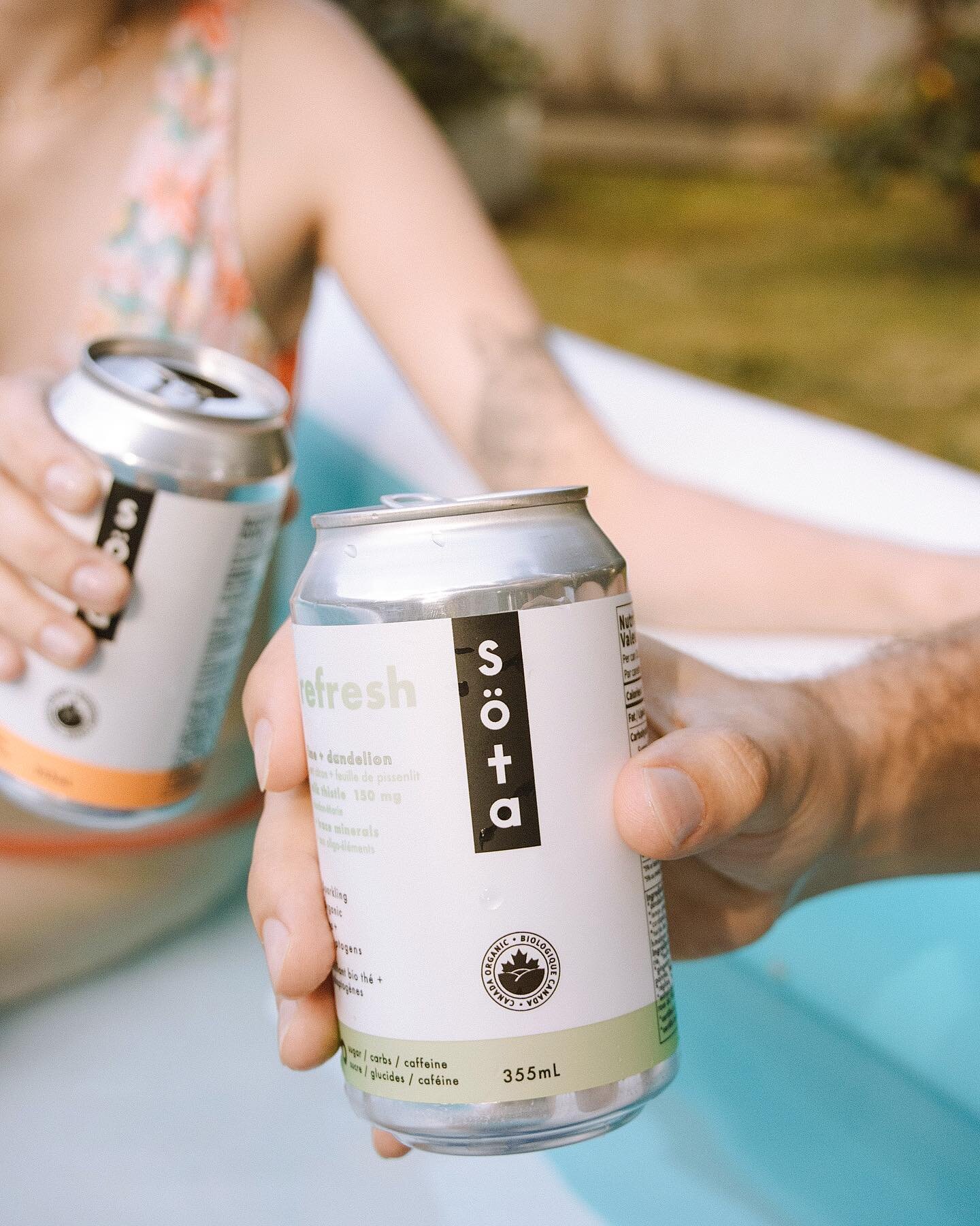 Warmest days of the year, what are you getting up to? 
.
.
.
📸 @tay.braithwaite

#s&ouml;ta #nonalcoholic #bubbles #bubbleswithbenefits #bubbly #organic #adaptogens #wellness #costcocanada #adaptogens #herbalist #plantbased