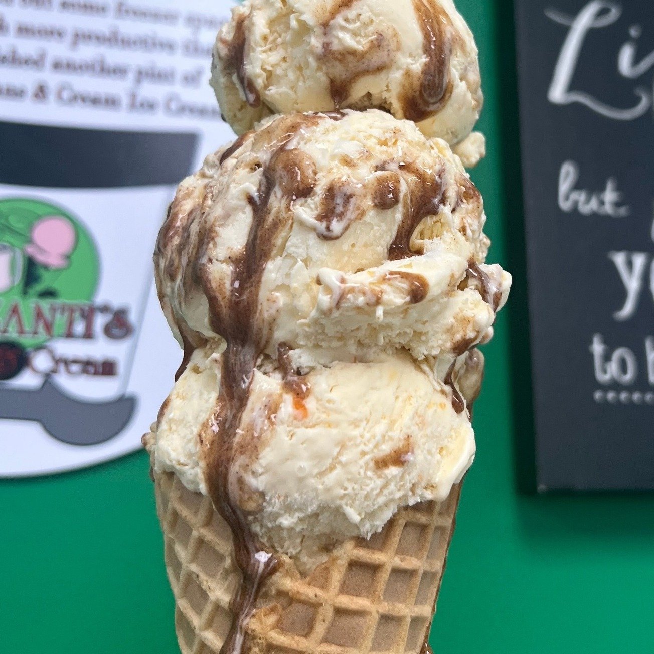 Bourbon Peach Cobbler ice cream