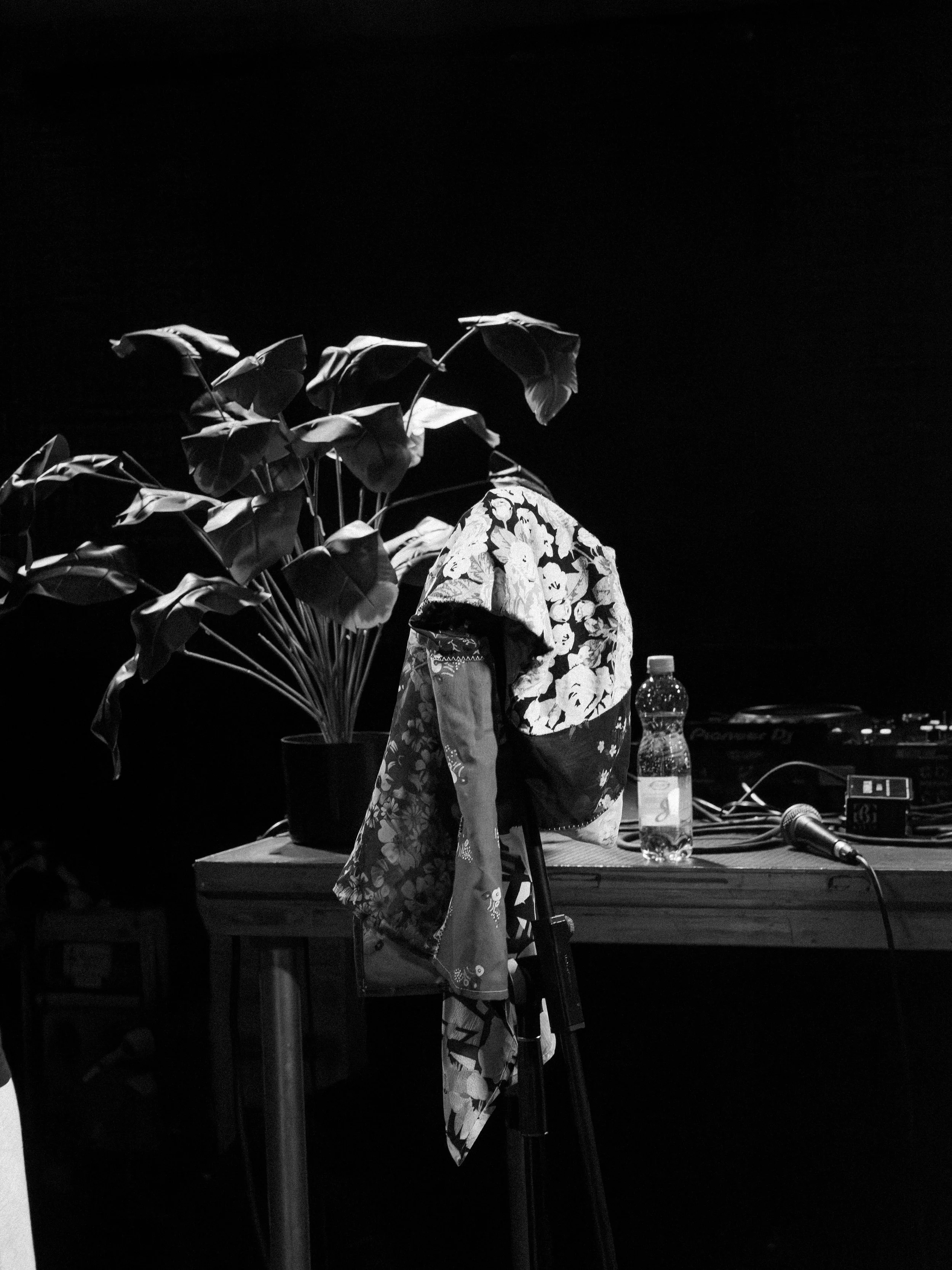 bedroom_day2 (196).jpg