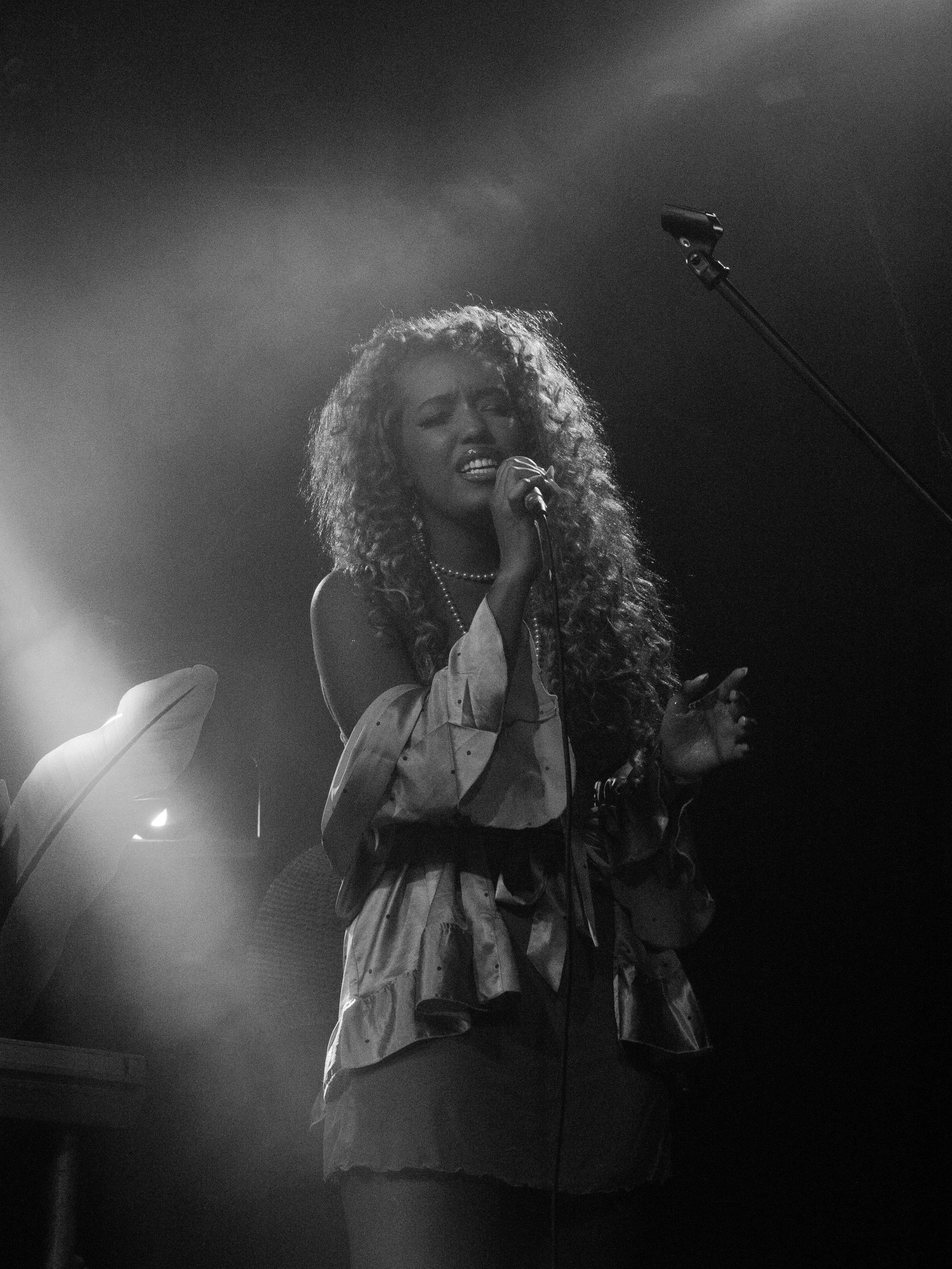 bedroom_day3 (3).jpg