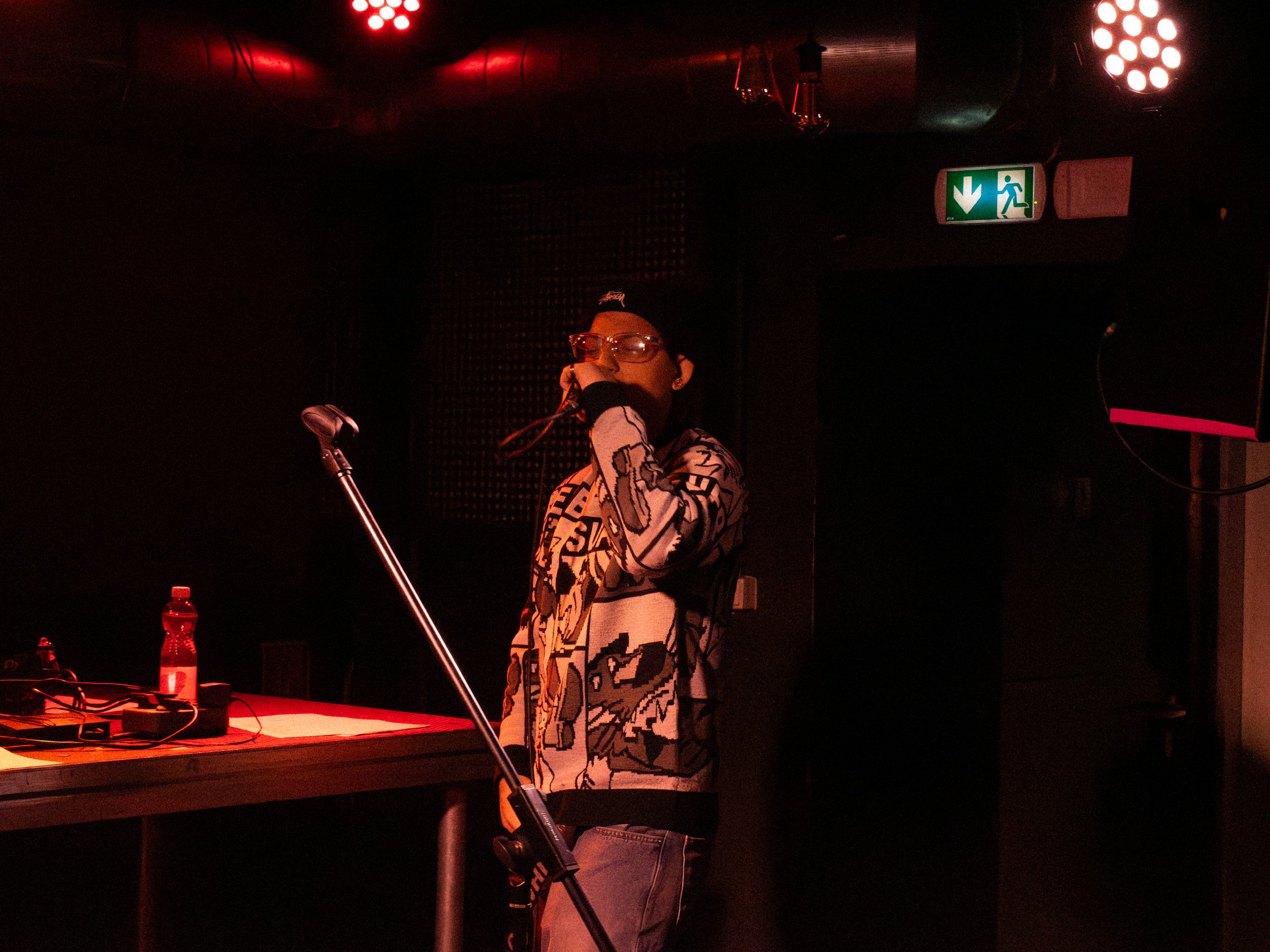 bedroom_day2 (130).jpg