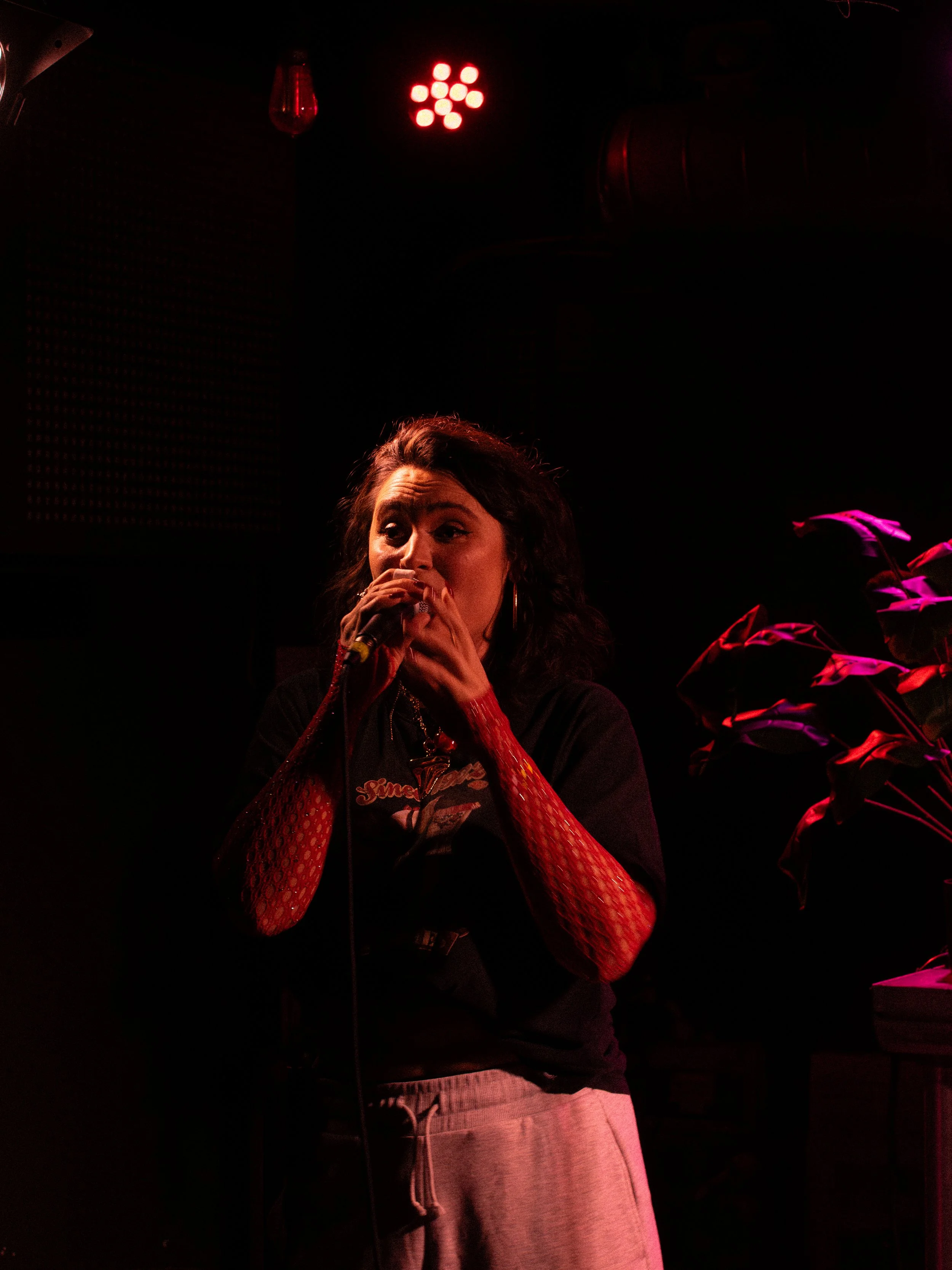 bedroom_day2 (159).jpg