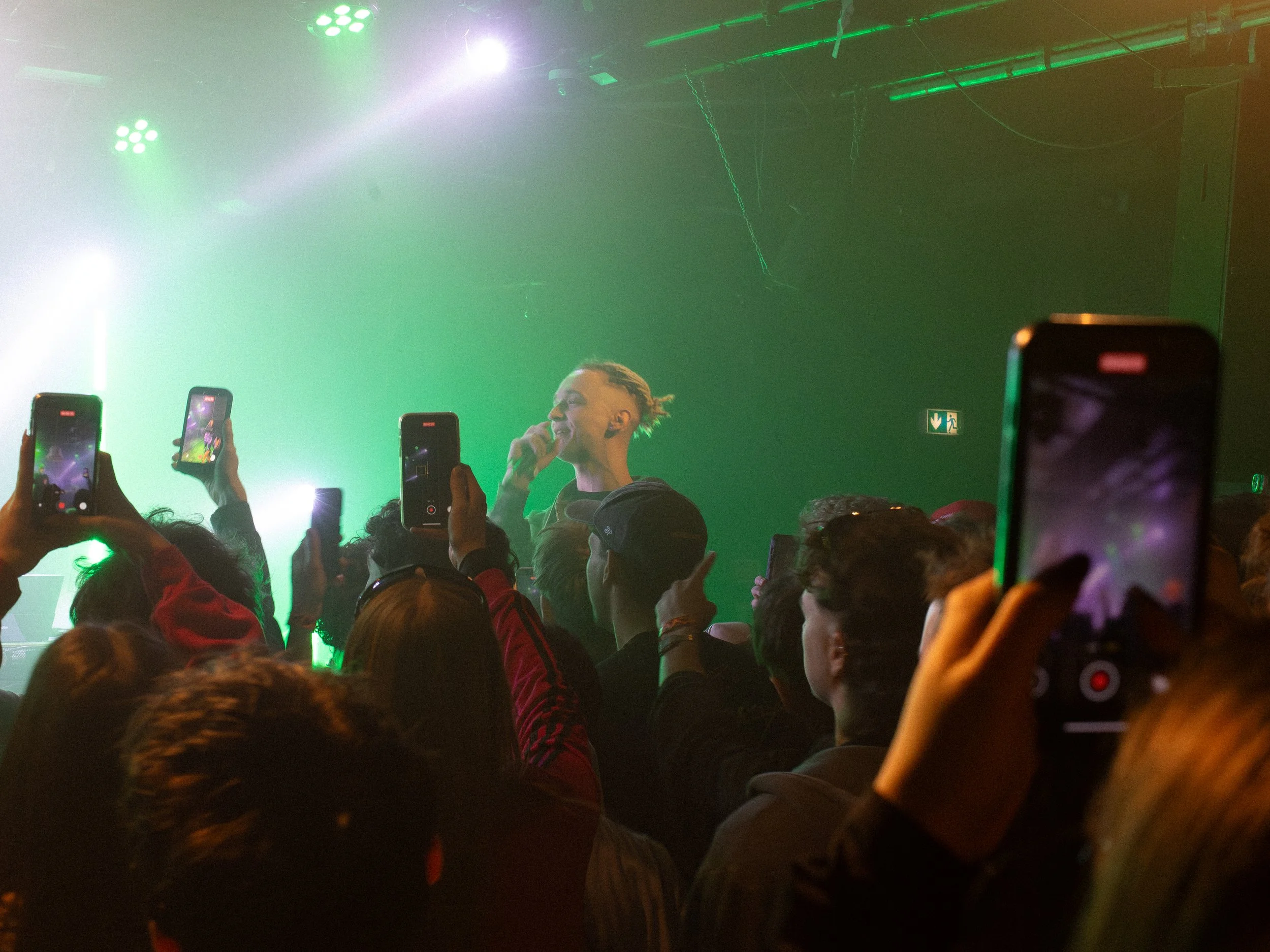 bedroom_day1 (89).jpg