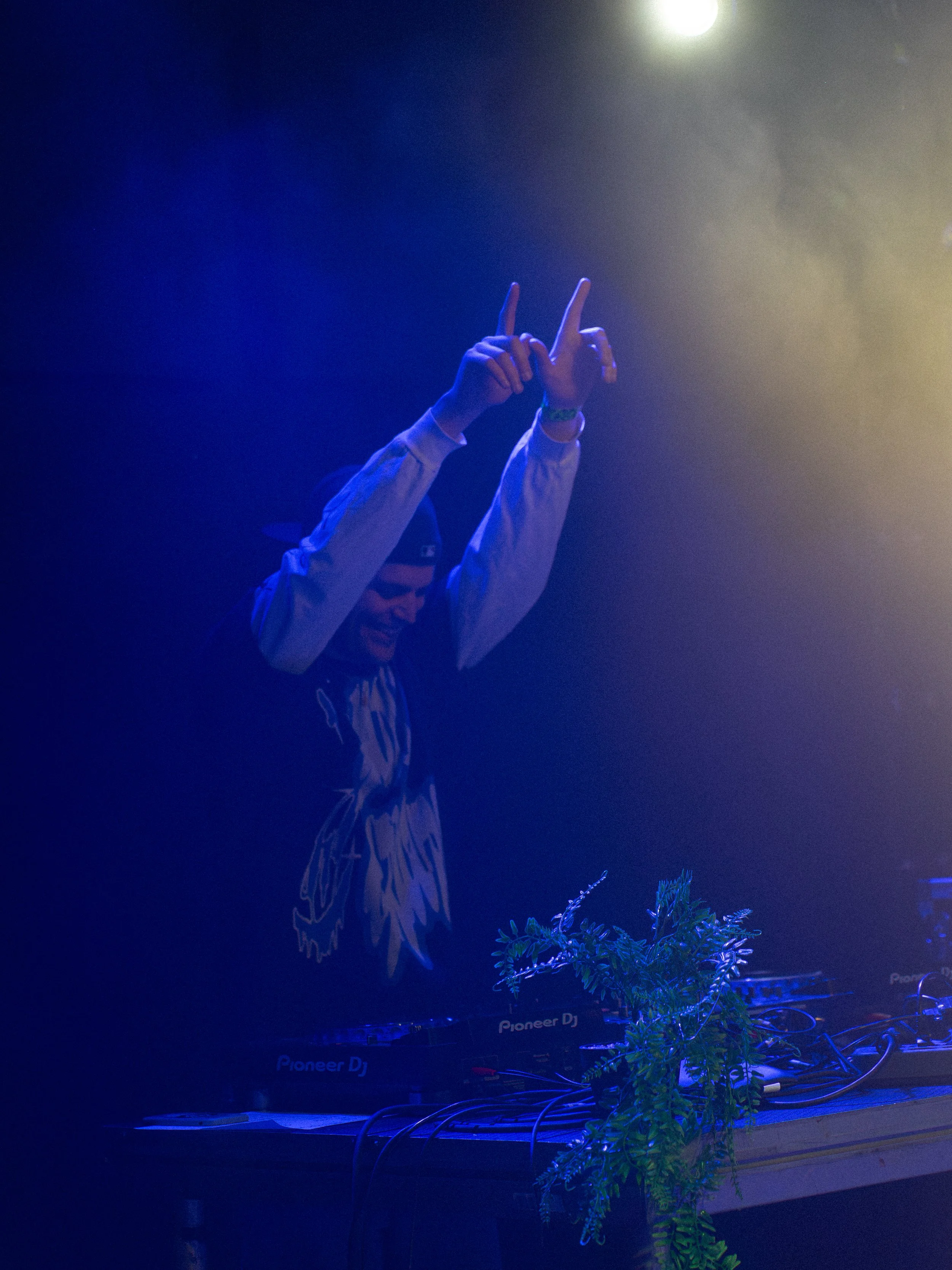 bedroom_day1 (12).jpg