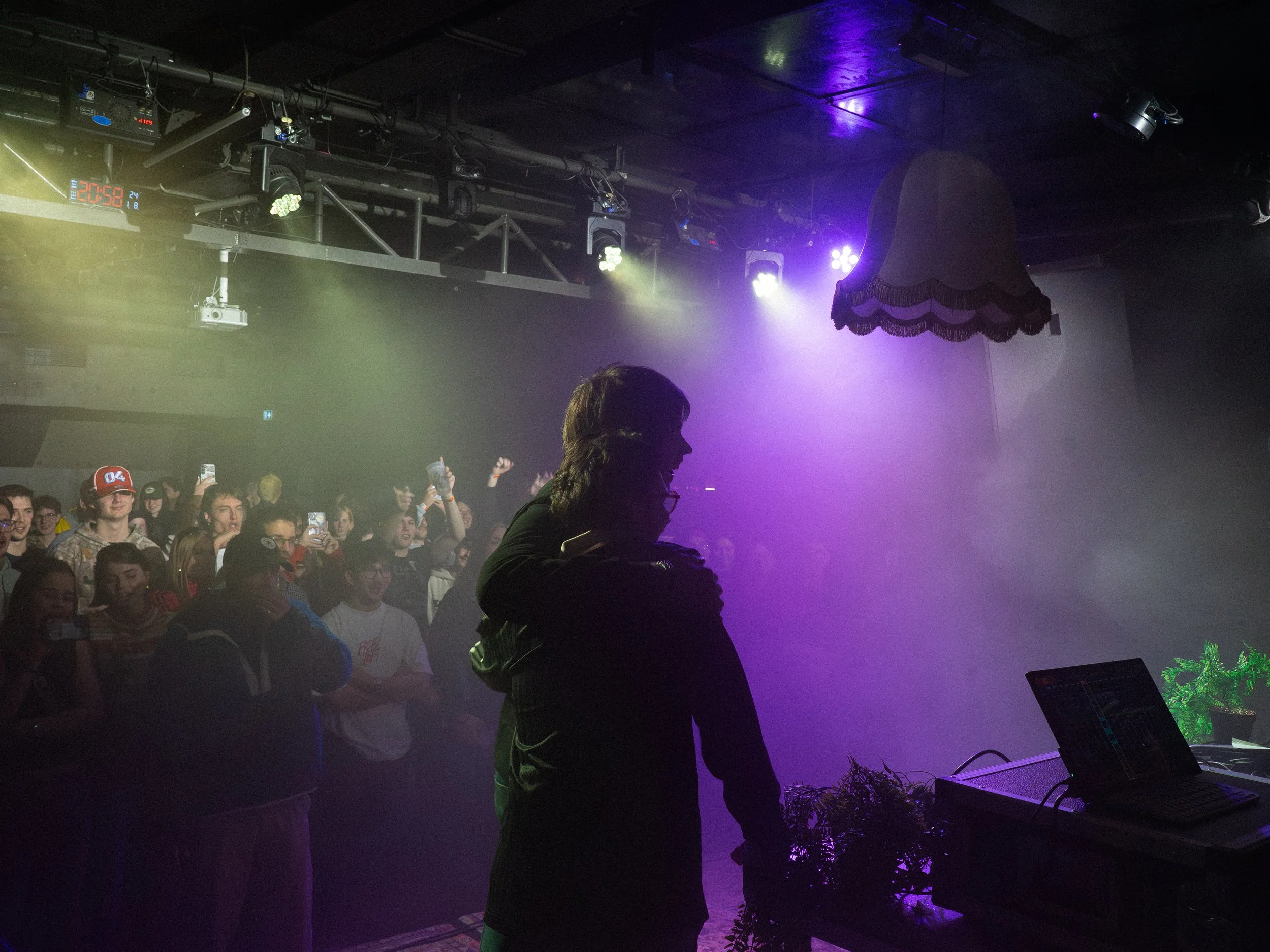 bedroom_day1 (65).jpg