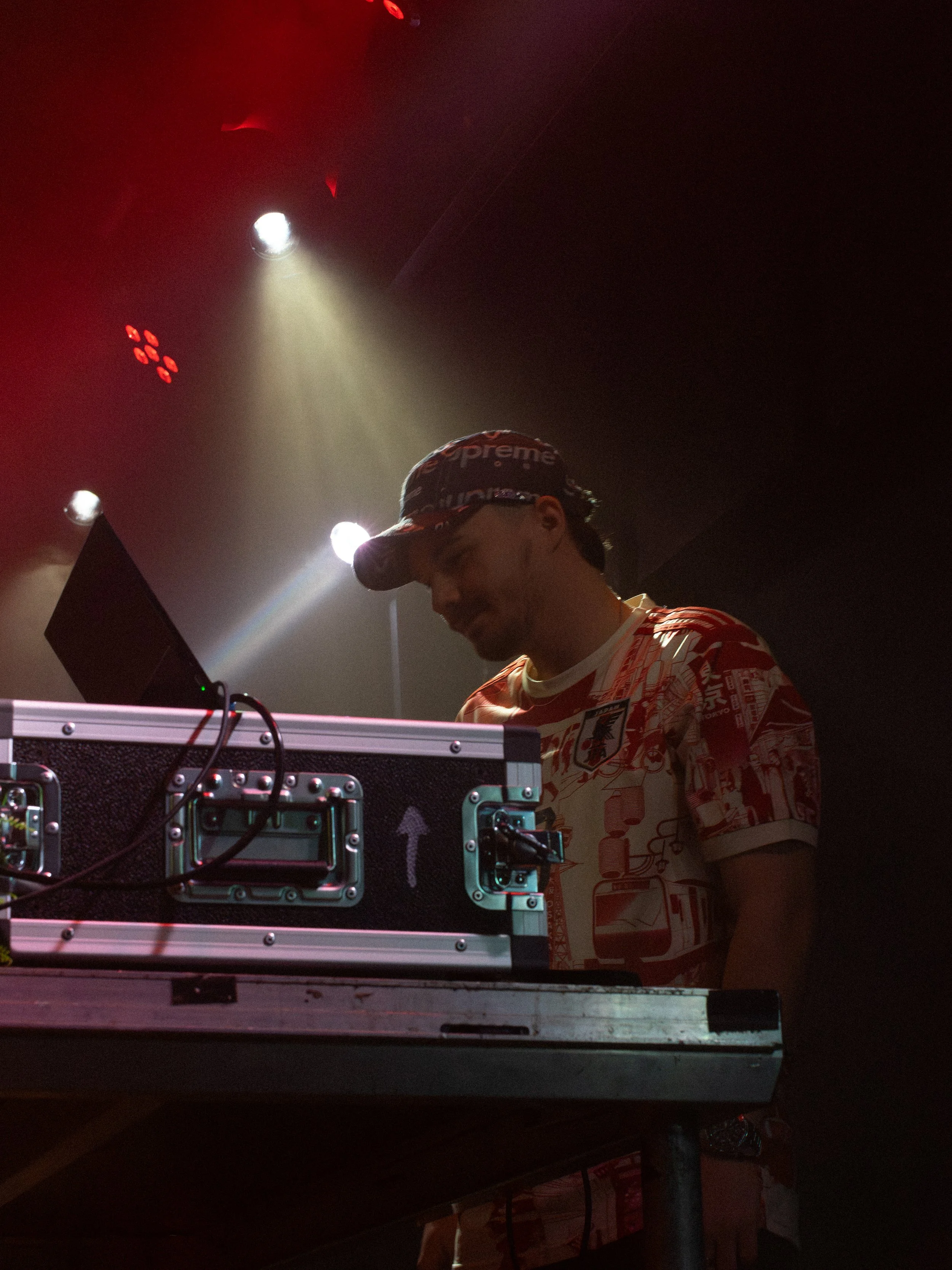 bedroom_day1 (42).jpg