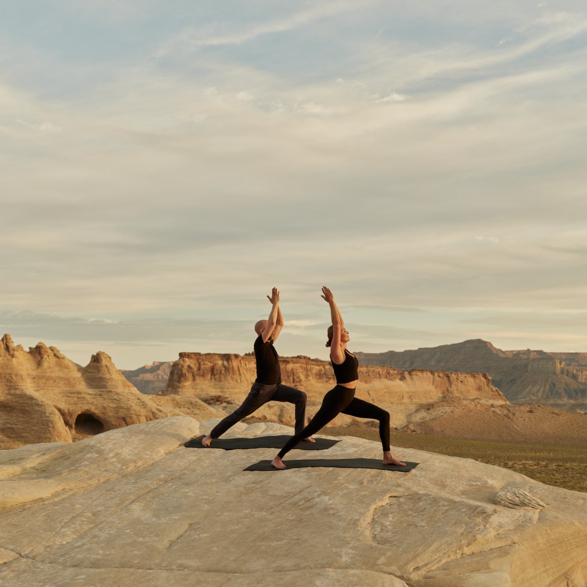 amangiri_usa_-_spa-yoga-on-the-rocks.jpg