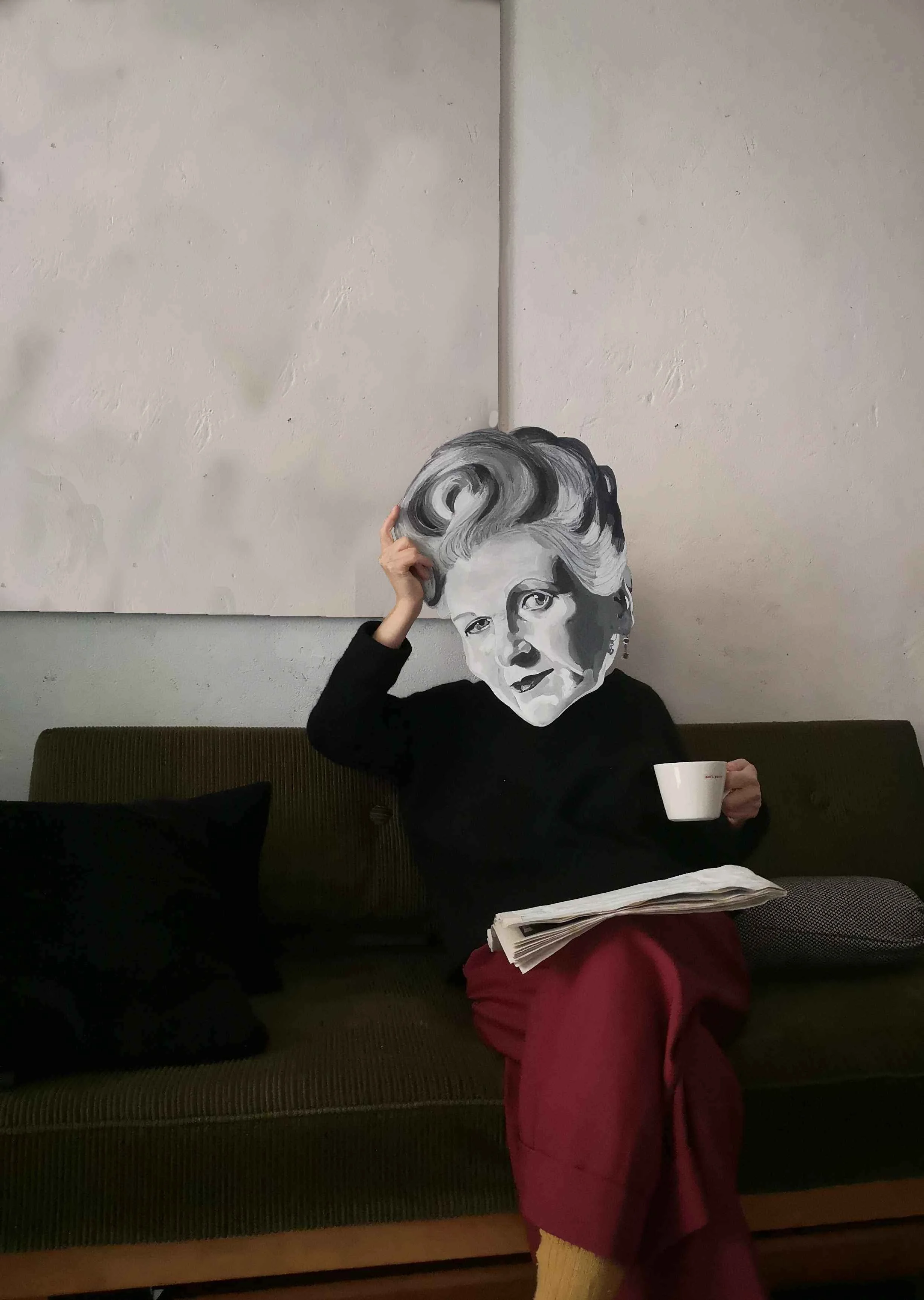 Vivienne Mask
(Acylic,  coloured pencil on cardboard)