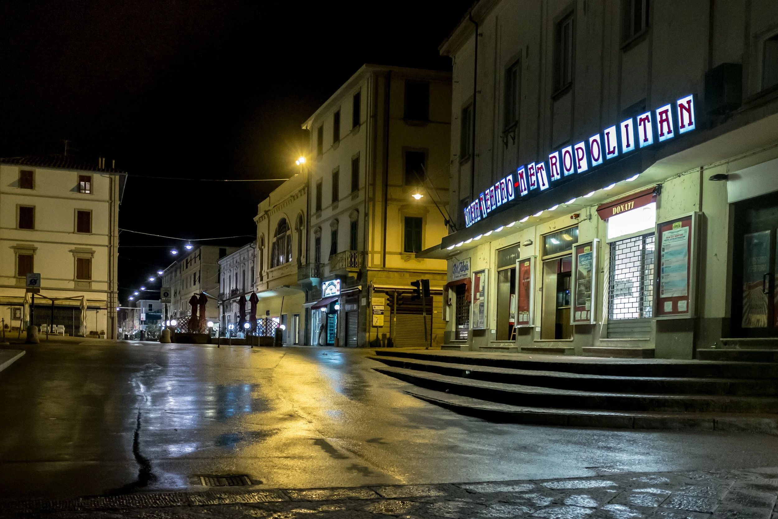 Night Theatre - Piombino, Italia