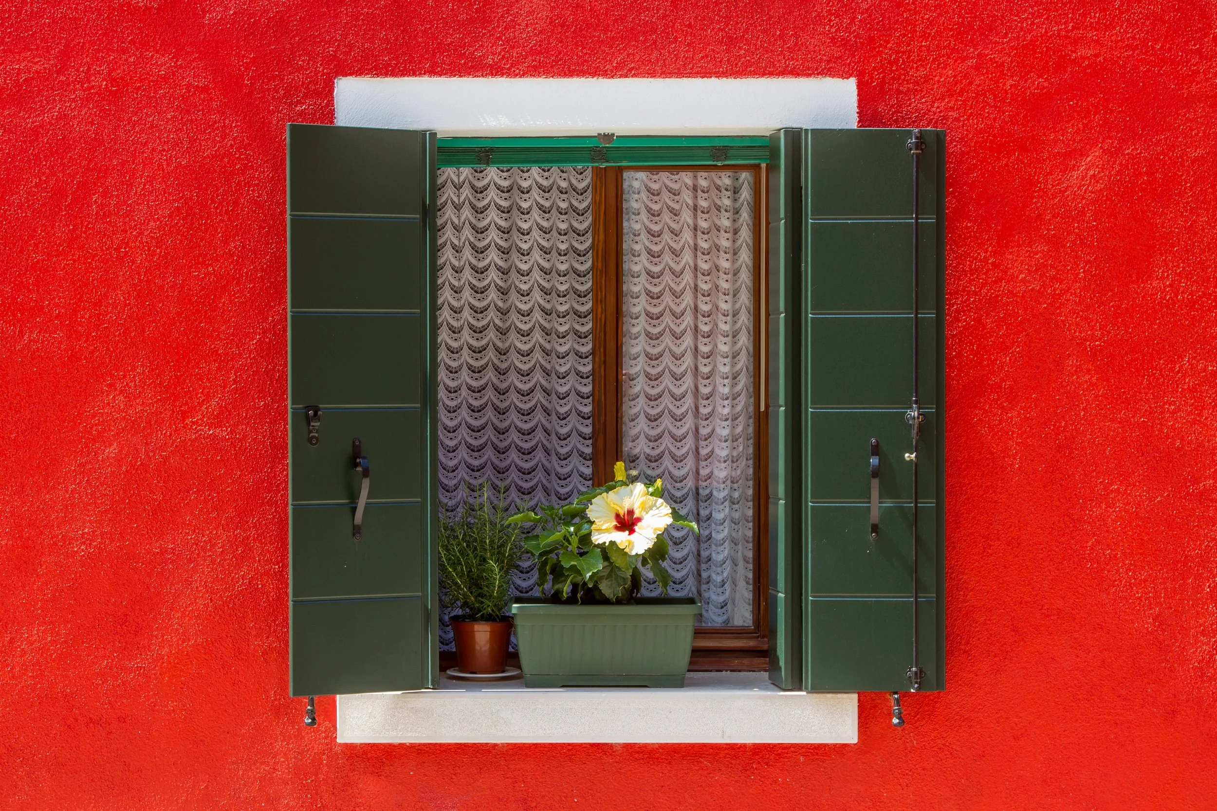 Looking In to See Beauty - Burano, Italia