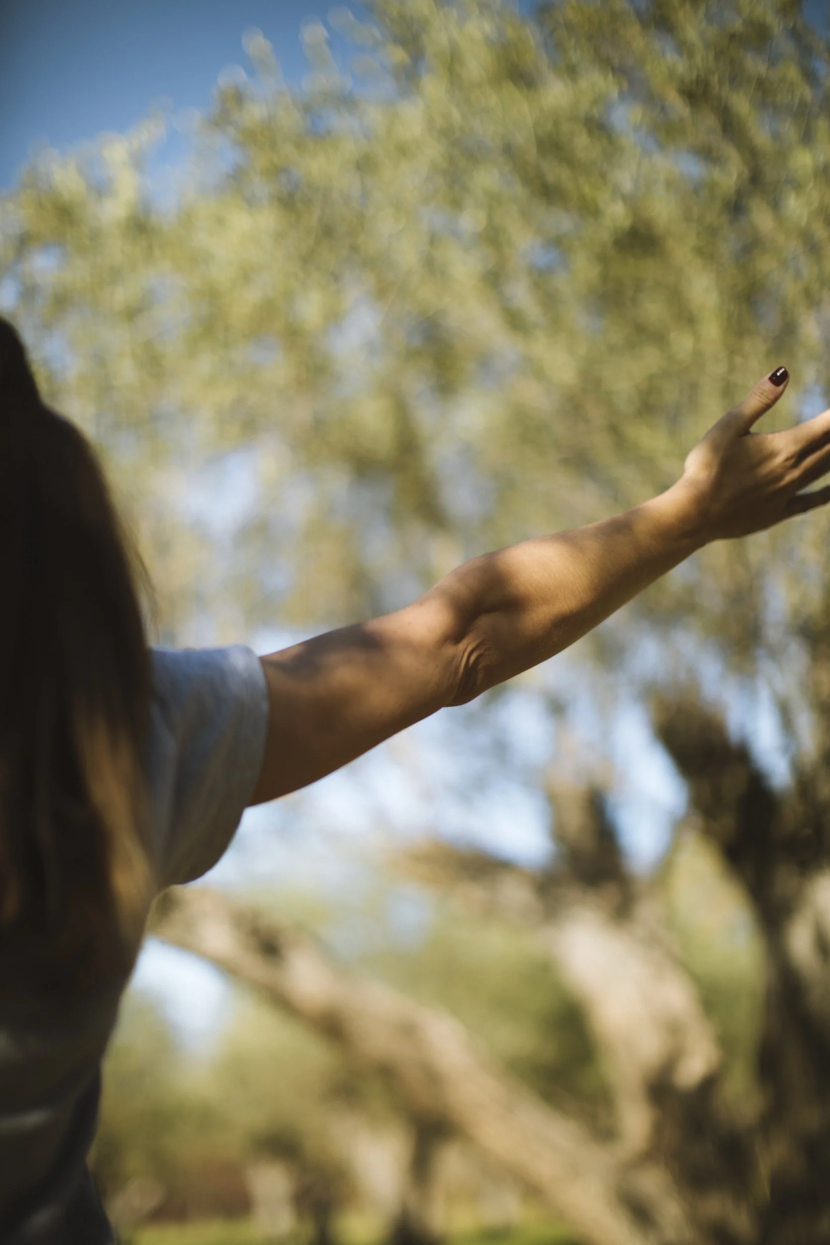 Que se passe-t-il dans les coulisses d’une transition identitaire ? 