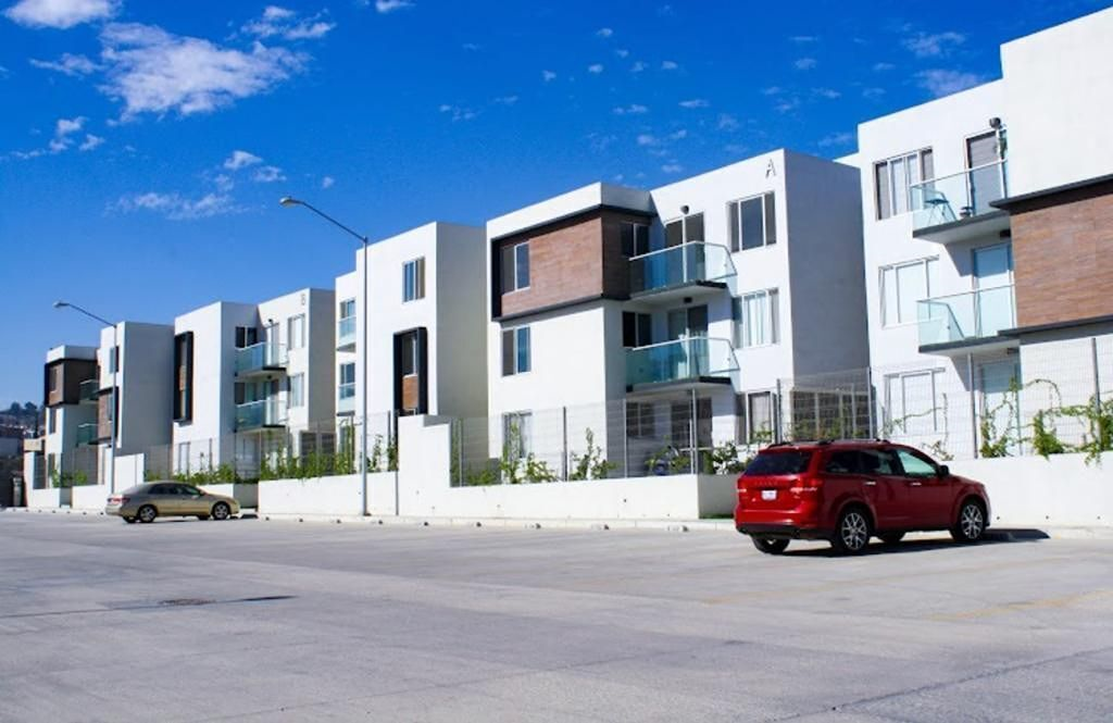 En Renta Departamento en 3er Piso – Logroño Residencial
