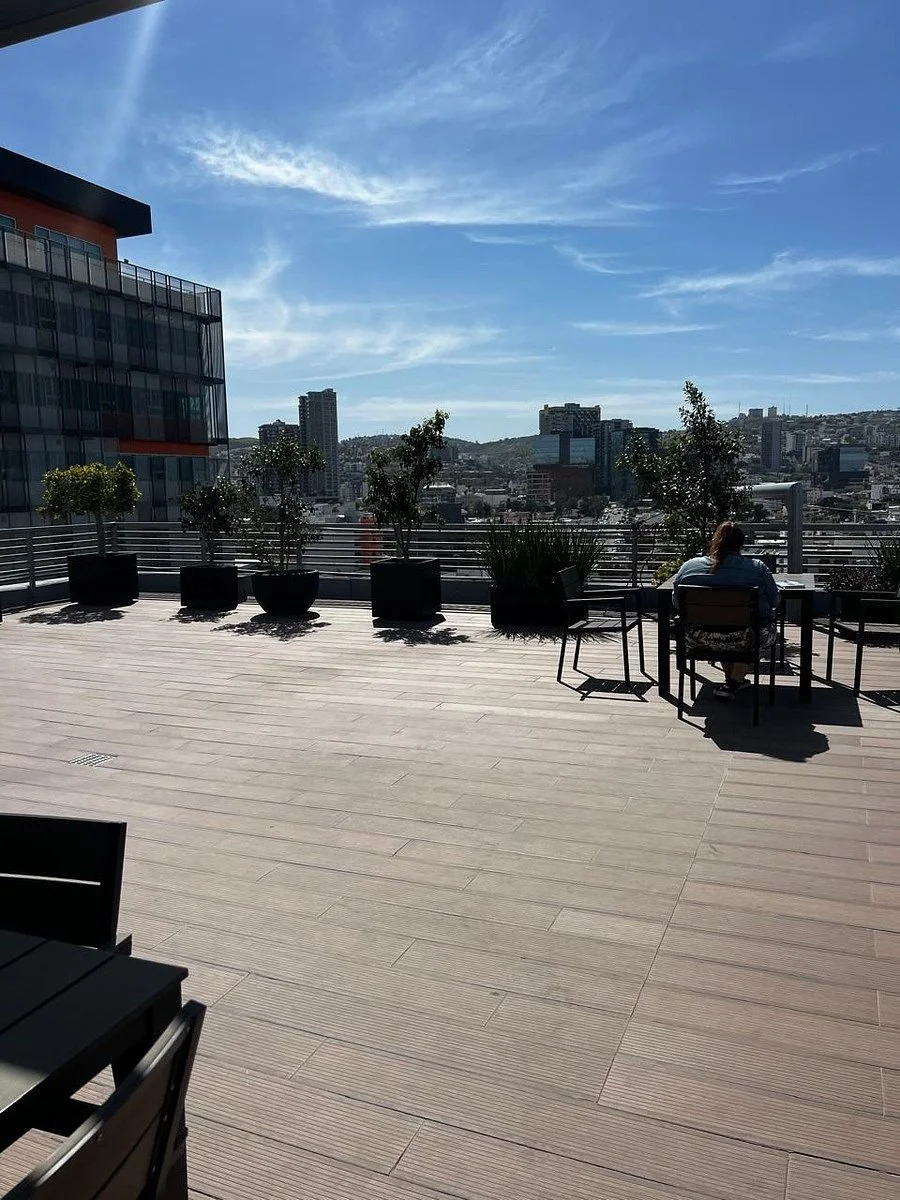 Oficina Comercial | La Esquina | Zona Río Tijuana | 196m²