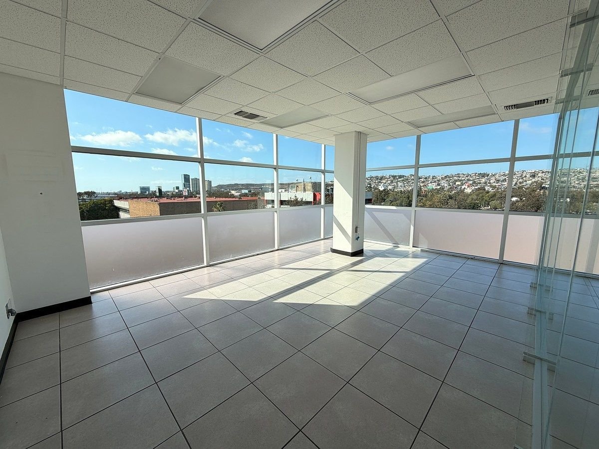 Oficina en renta Torre Zentrum | 290 m² 