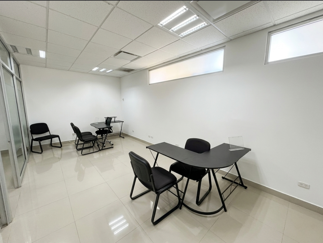 Espacio para servicios de Consultoría en Zona Río | Precio Accesible | 60 m²