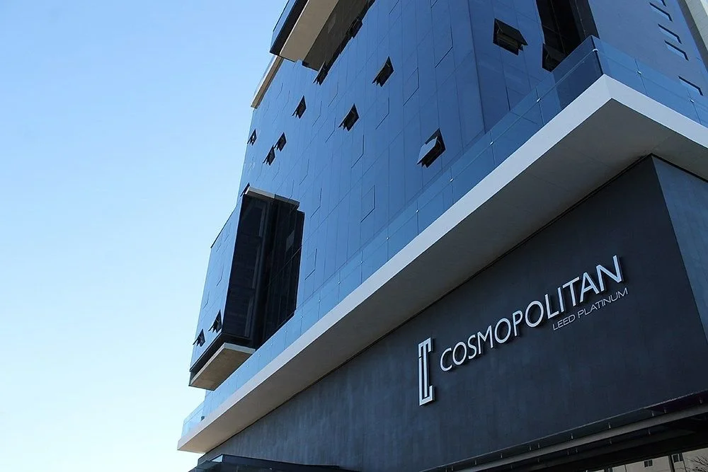 OFICINA EN RENTA – TORRE COSMOPOLITAN - ZONA RÍO