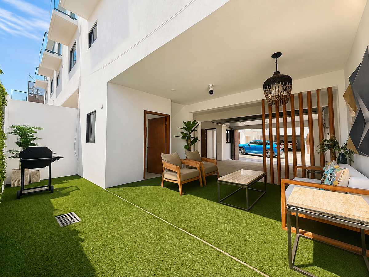 Casa en venta ALTUM Las Plazas, Zona Dorada