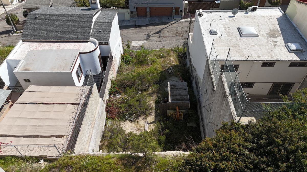 Terreno en venta, Hacienda Agua Caliente