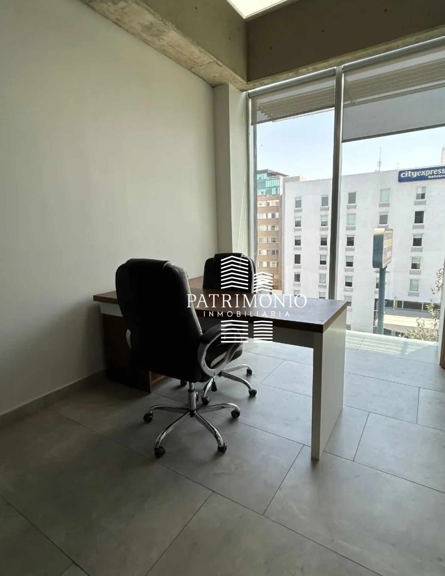 Oficina en renta en la Esquina Business Point, Zona Rio, Tijuana 