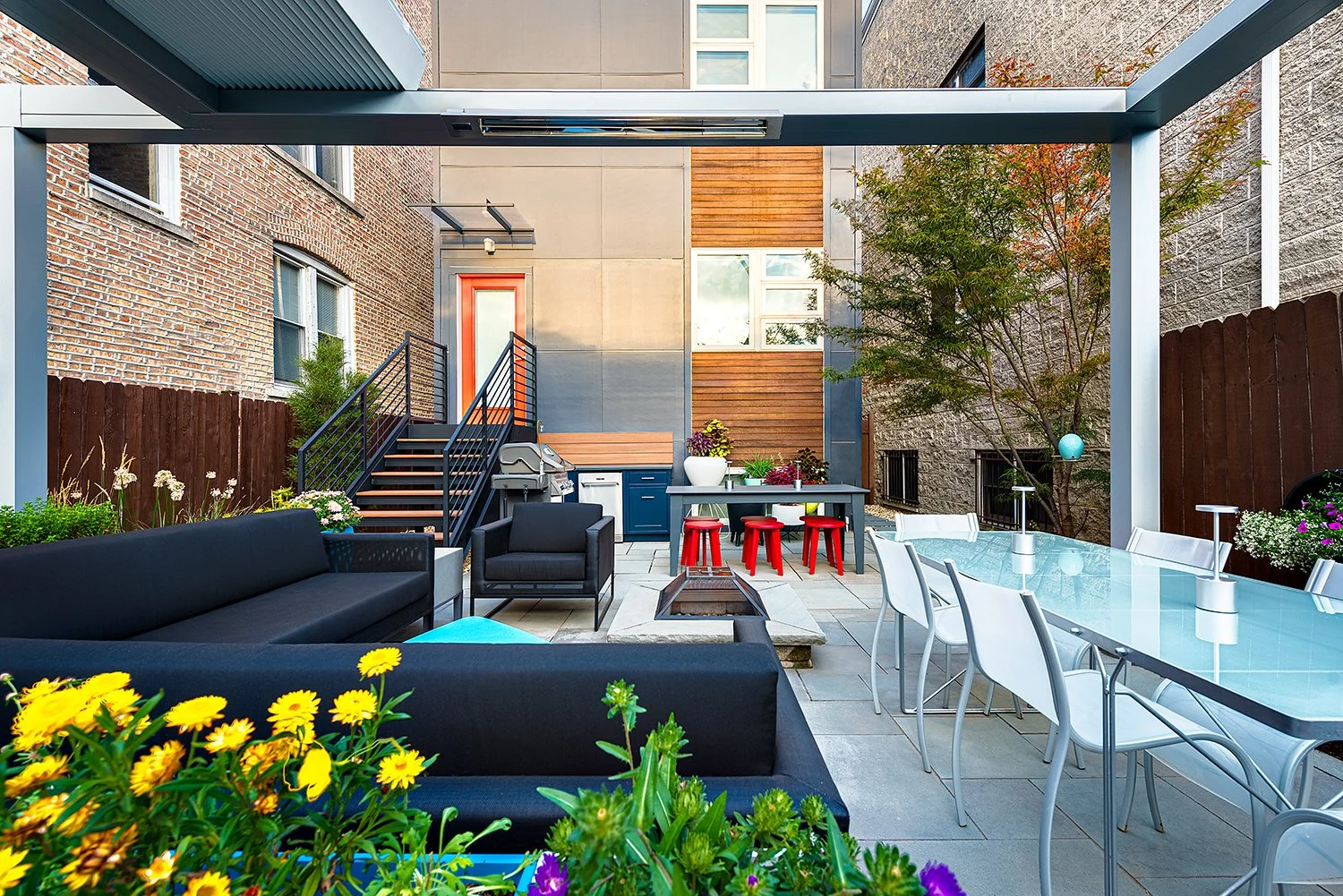 Pratic Brera Pergola & Aluminum Cabinets Chicago