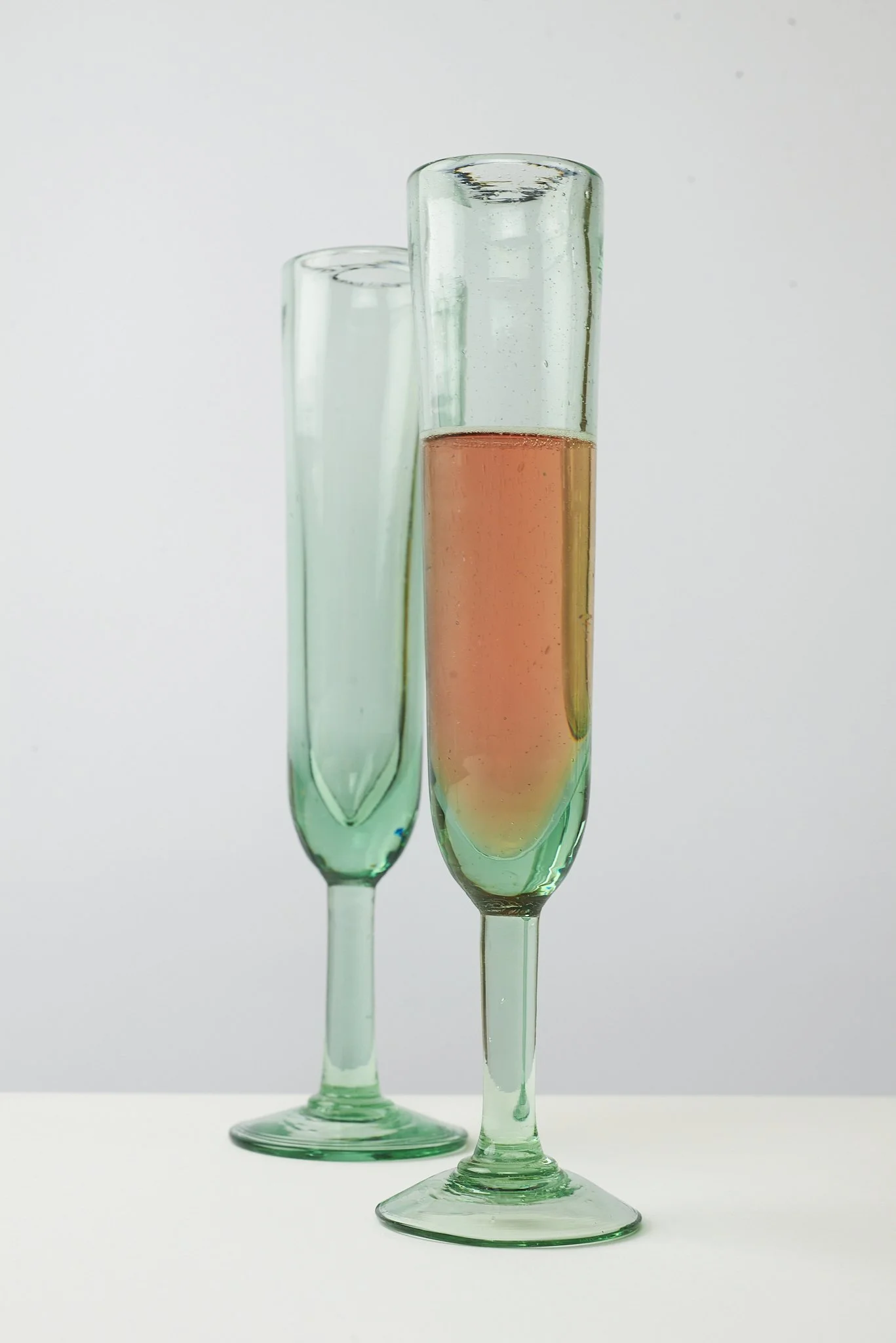 ChampagneGlasses8.jpg