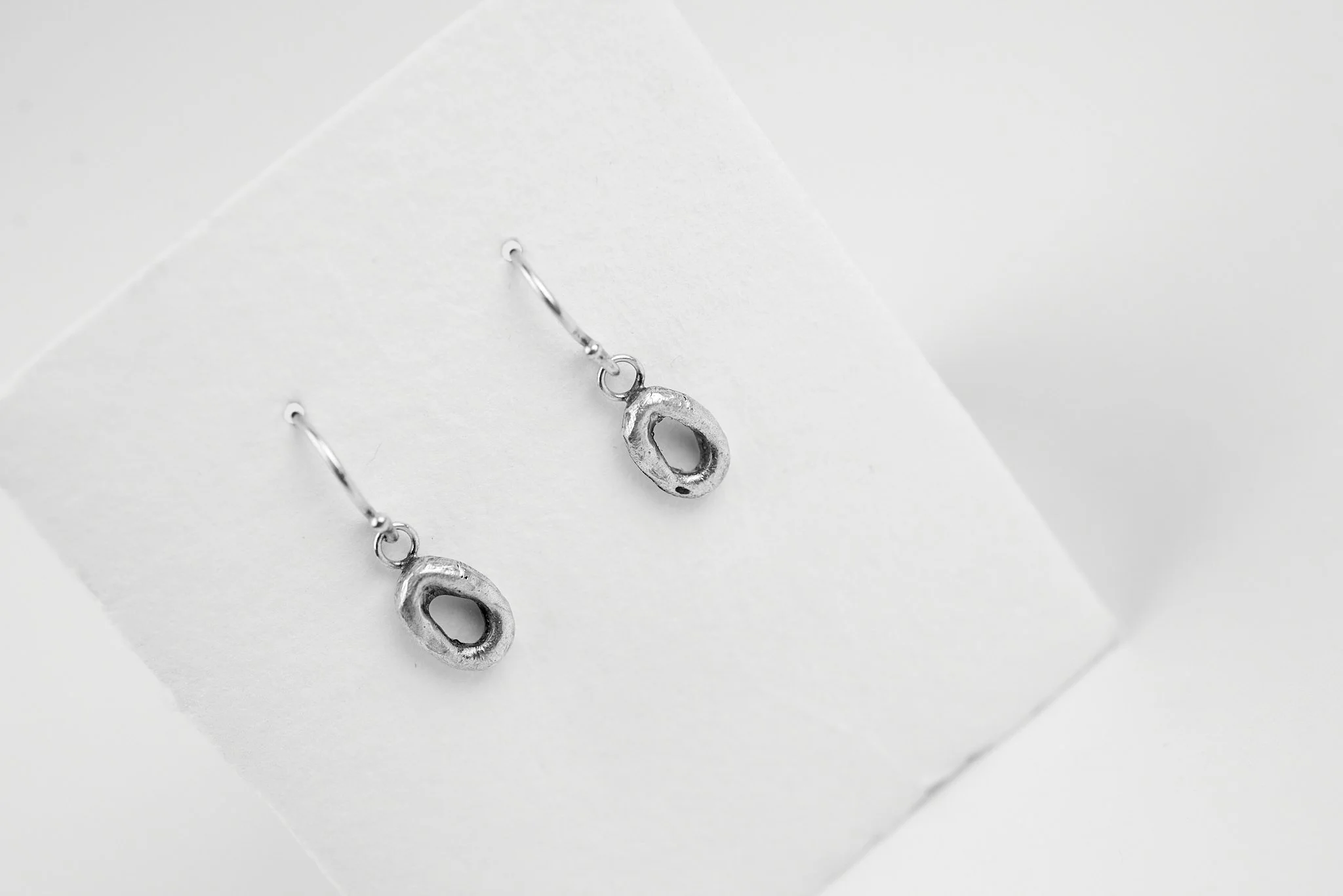 Oeuf Earrings 2.jpg