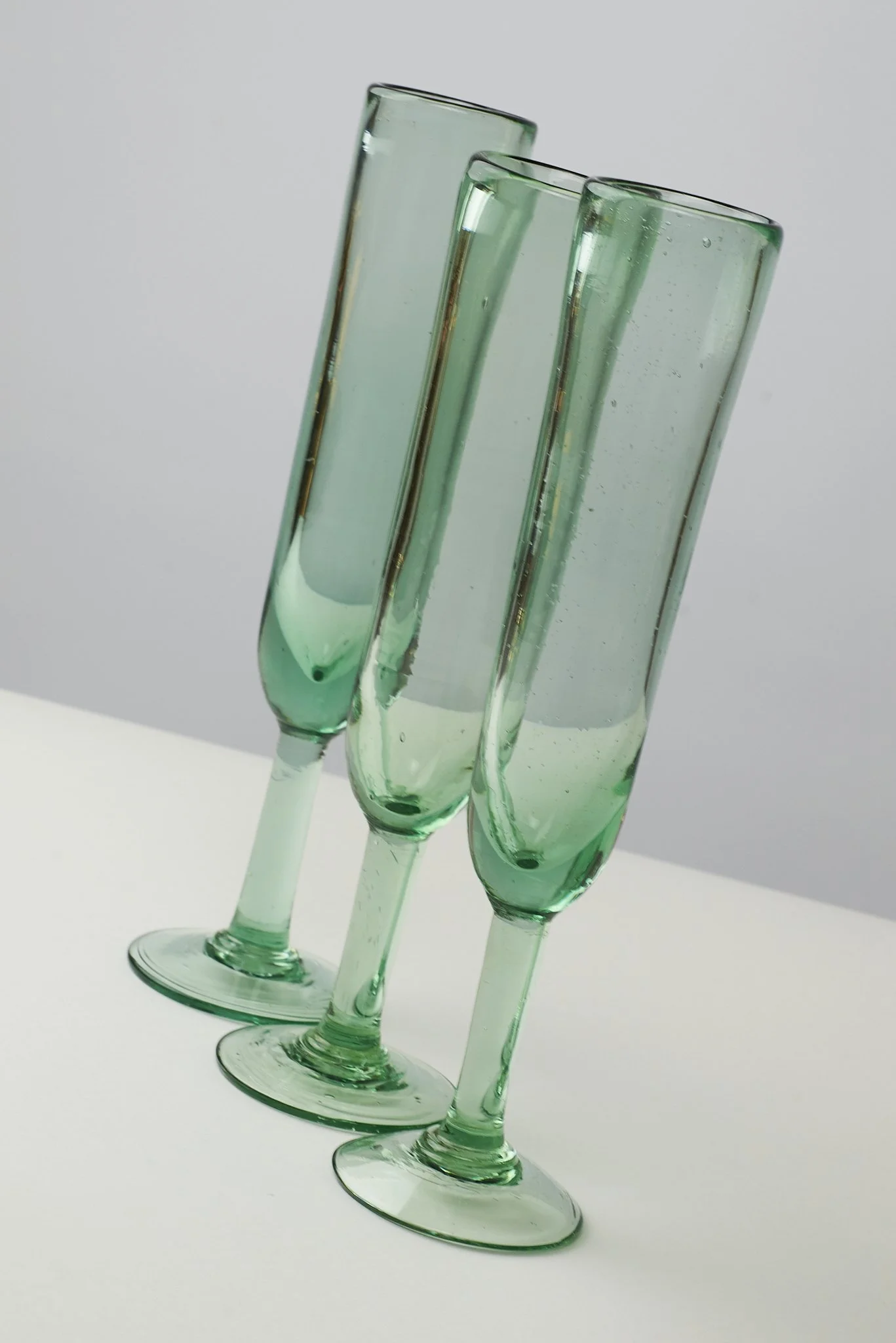 ChampagneGlasses4.jpg