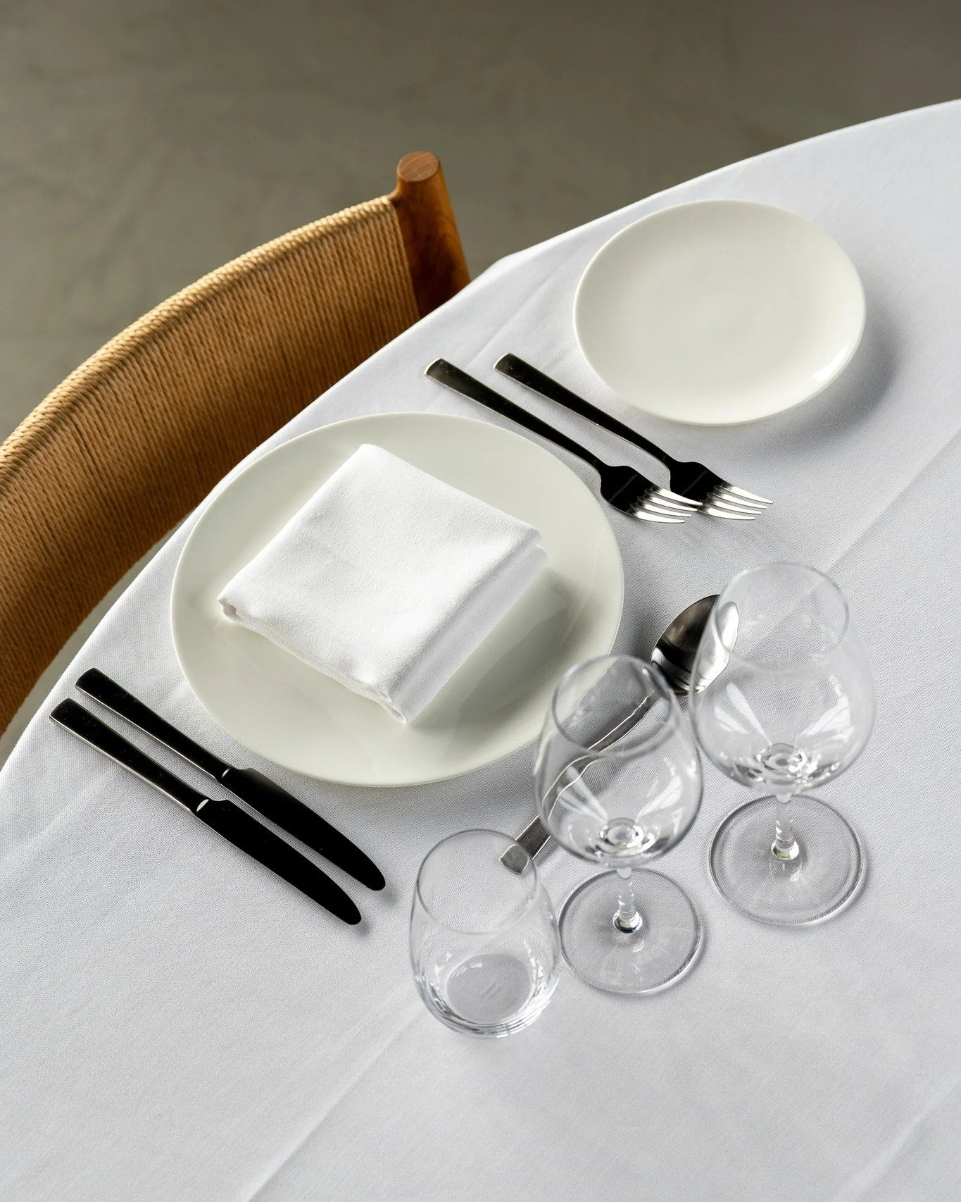 Vi tager h&aring;nd om alle detaljerne - fra menu til bordd&aelig;kning.