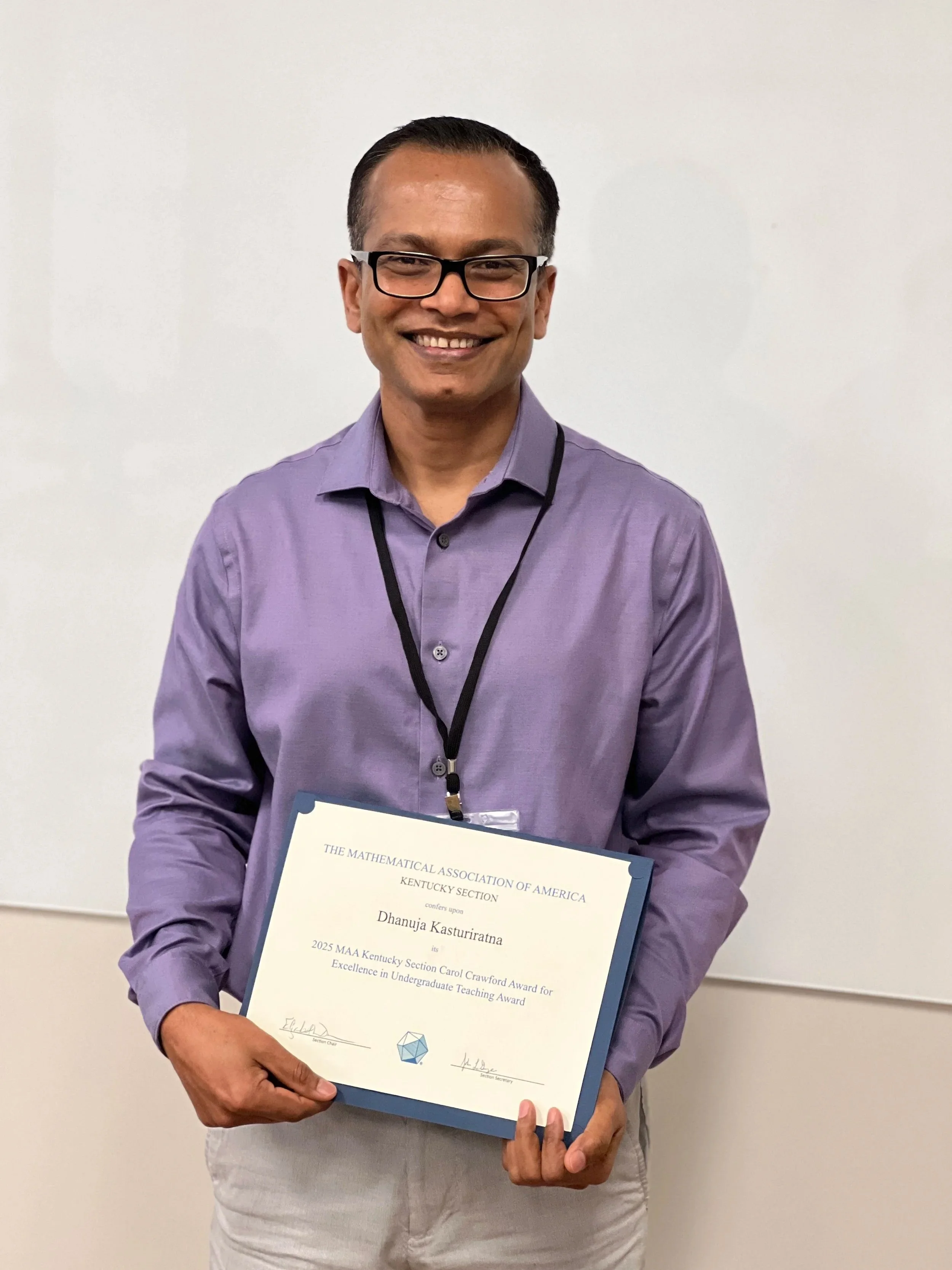 2025 DISTINGUISHED TEACHING AWARD