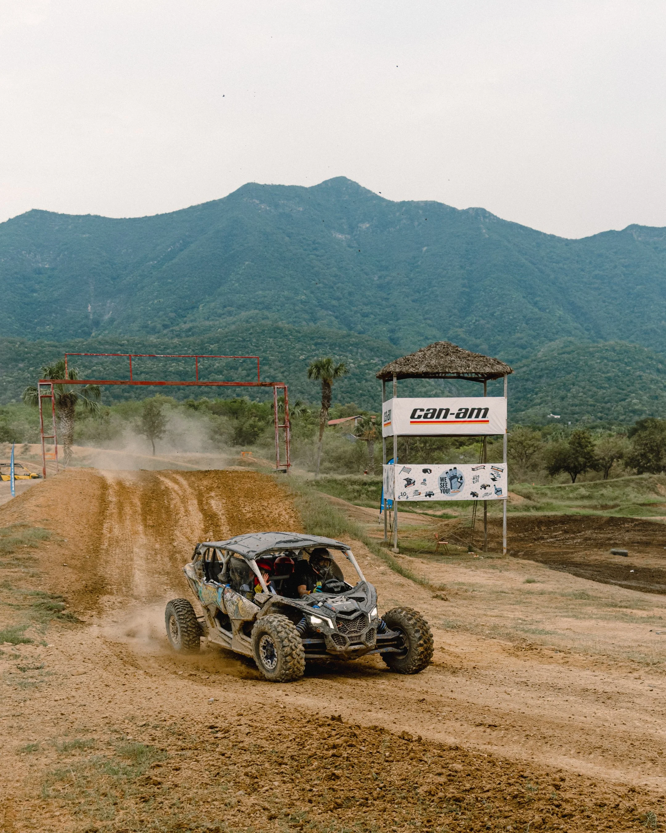 CAN-AM-ORV-2024-CAN-AM-DAY-PAGECOM-EVENT-LATAM-MXSP-IMG-RGB-37.jpg
