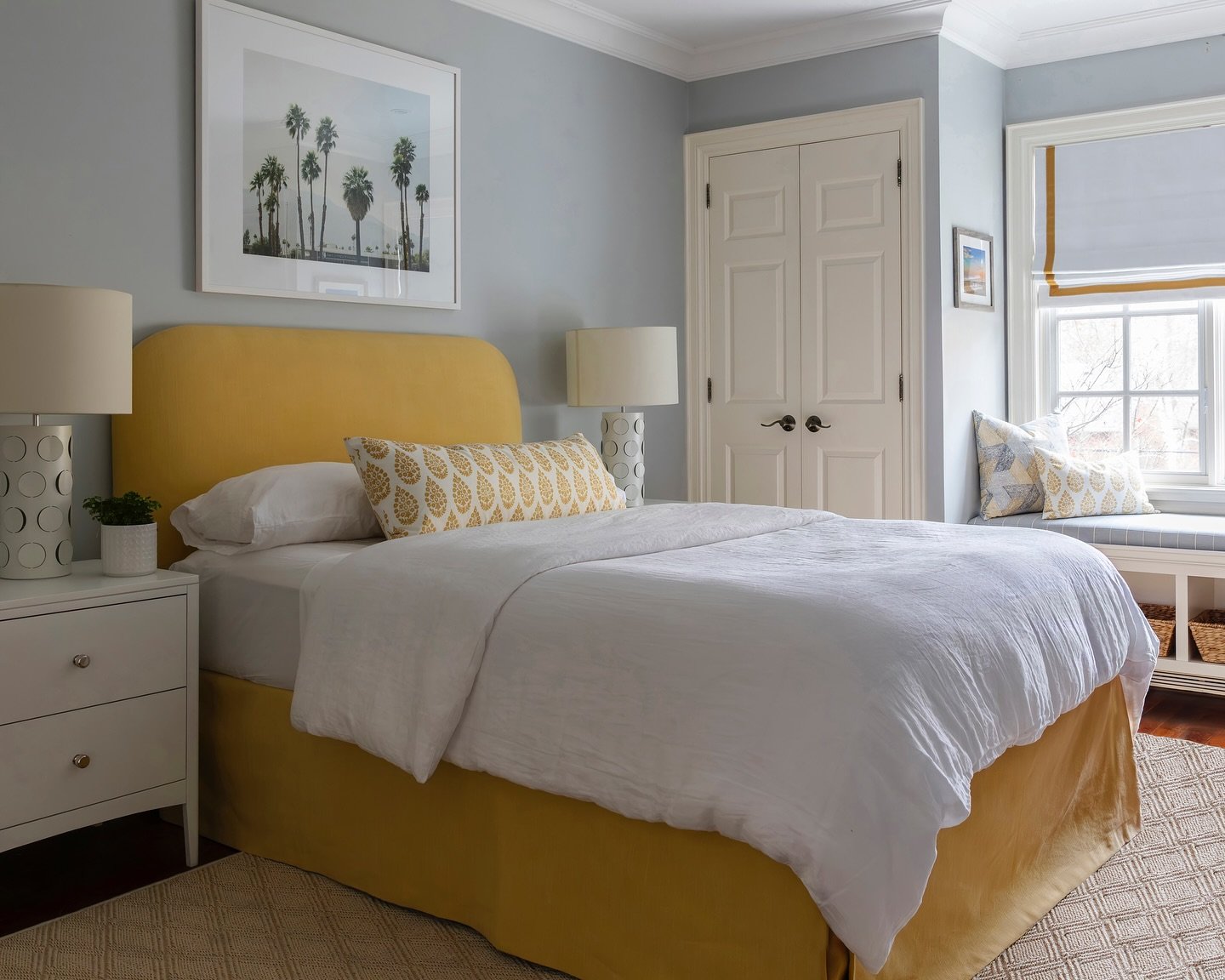 Some sunny yellow for this mid November day. ~ Swipe for the before! 

📸 @kerri.torrey | Design @karinkolbinteriors | Project De Vere Gardens 

#yellowbedroom #yellowdesign #yellowdecor #karinkolbinteriors #torontodesigner #gtadesigner #yourhomeyour
