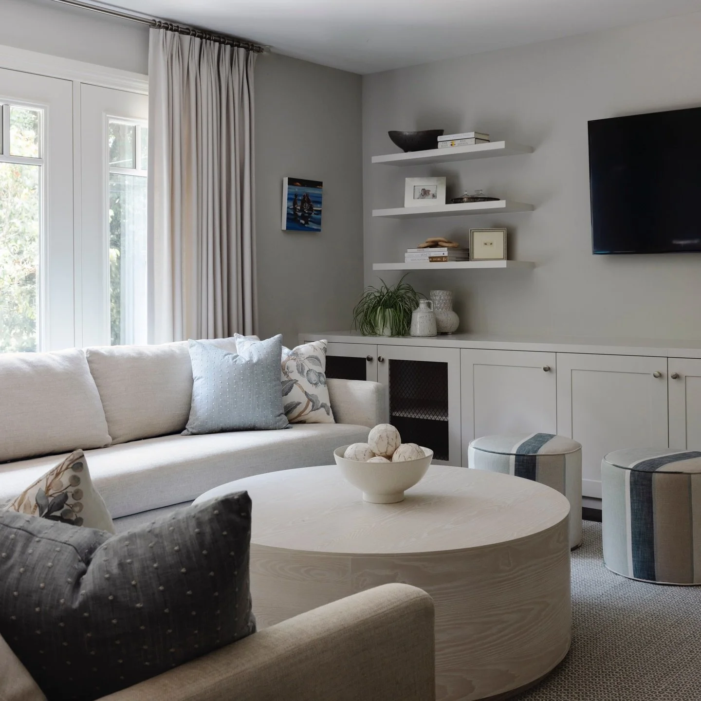 You bought the sofa., you painted the walls, you hung the TV. So why doesn&rsquo;t it feel finished?

It&rsquo;s the drapery that softens, the pillows that add depth, colour and texture, the shelves that tell your story. 

A space without styling fee