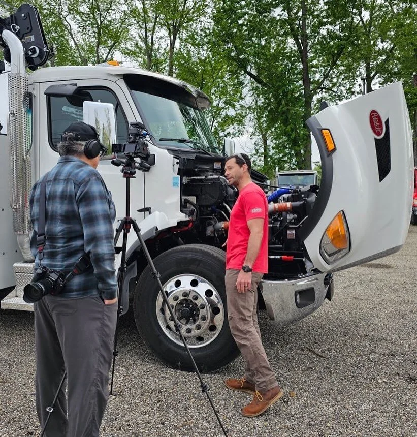 Video day!

Soon I can ditch the Kuhl pants and get sponsored by @originusa !!

What do you think @pete.origin ?