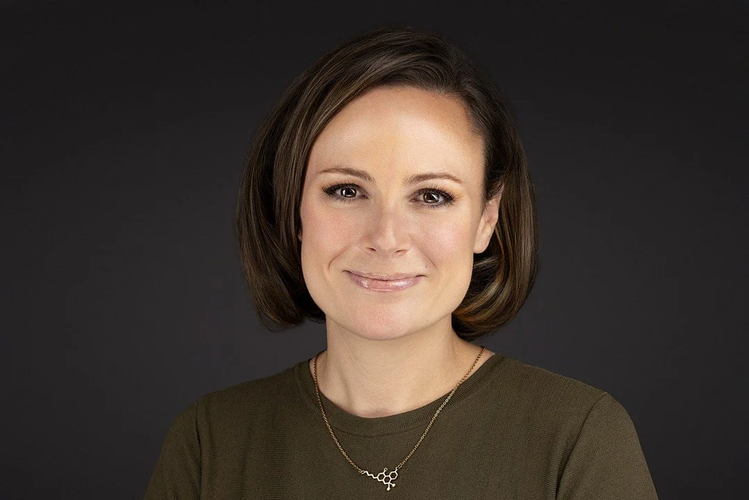 A headshot isn&rsquo;t just a photo&mdash;it&rsquo;s often your first handshake, your introduction before you ever say a word.⁠
⁠
In this portrait, I loved capturing the quiet warmth in Megan Dobro expression. It&rsquo;s subtle, genuine, and speaks v