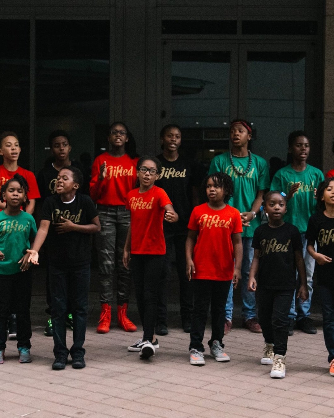 SANKOFA: LOOKING BACK TO MOVE FORWARD 🔥✊🏾

As we celebrate 15 YEARS of building power through culture, we honor the coalitions that PAVED THE WAY for our work today.

Since 2015, Oakland Creative Neighborhoods Coalition (OCNC) has been ORGANIZING t
