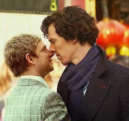 🏳️&zwj;🌈🏺 2-Gay in History 🏺🏳️&zwj;🌈

Fans have long fan-tasized about romantic relationships between male leads for generations, but first pair to generate wild speculation were confirmed bachelor roommates Sherlock Holmes and Dr. Watson. Even