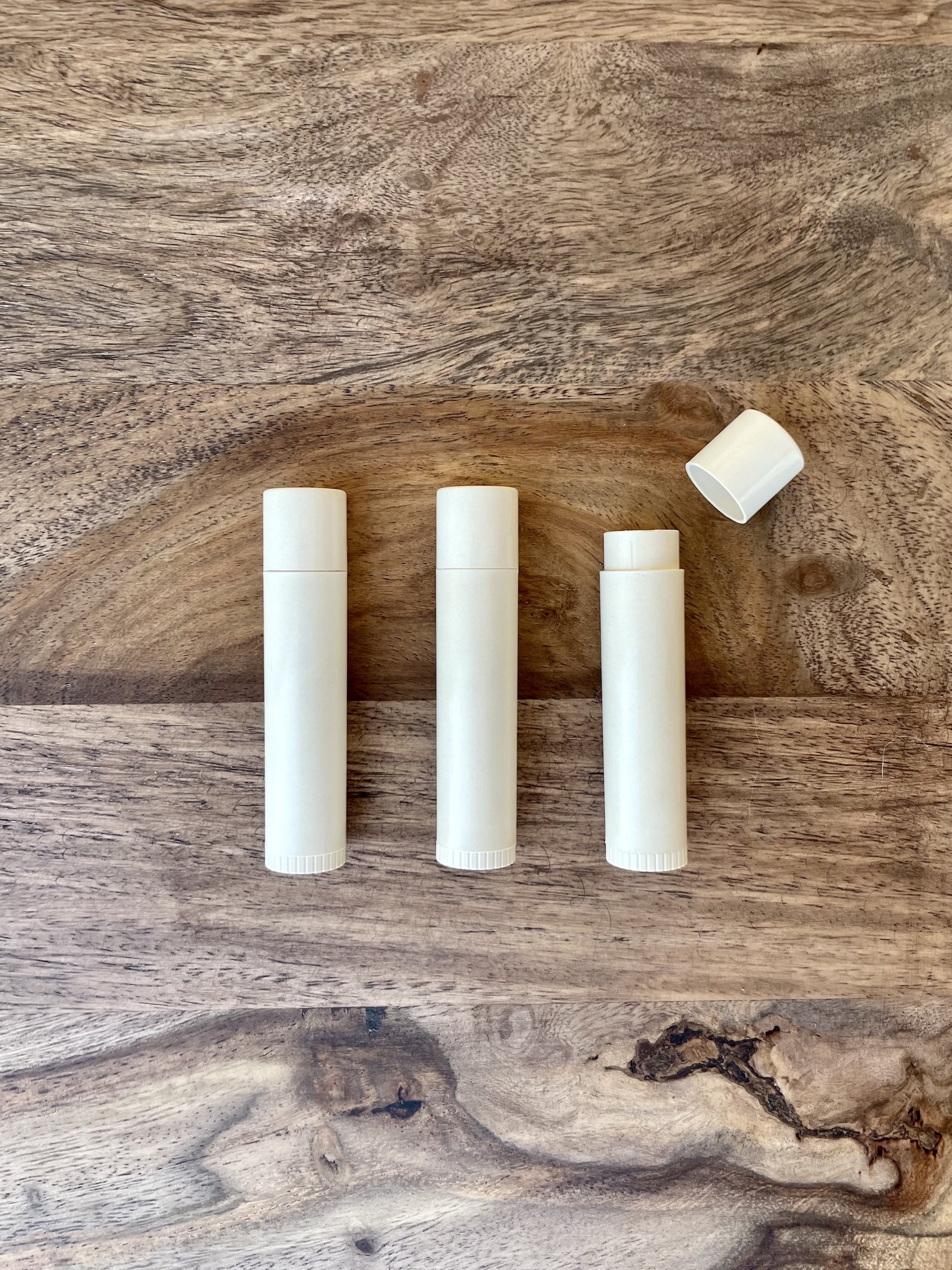 5g 0.15oz twist-up compostable lip balm tube1.jpeg